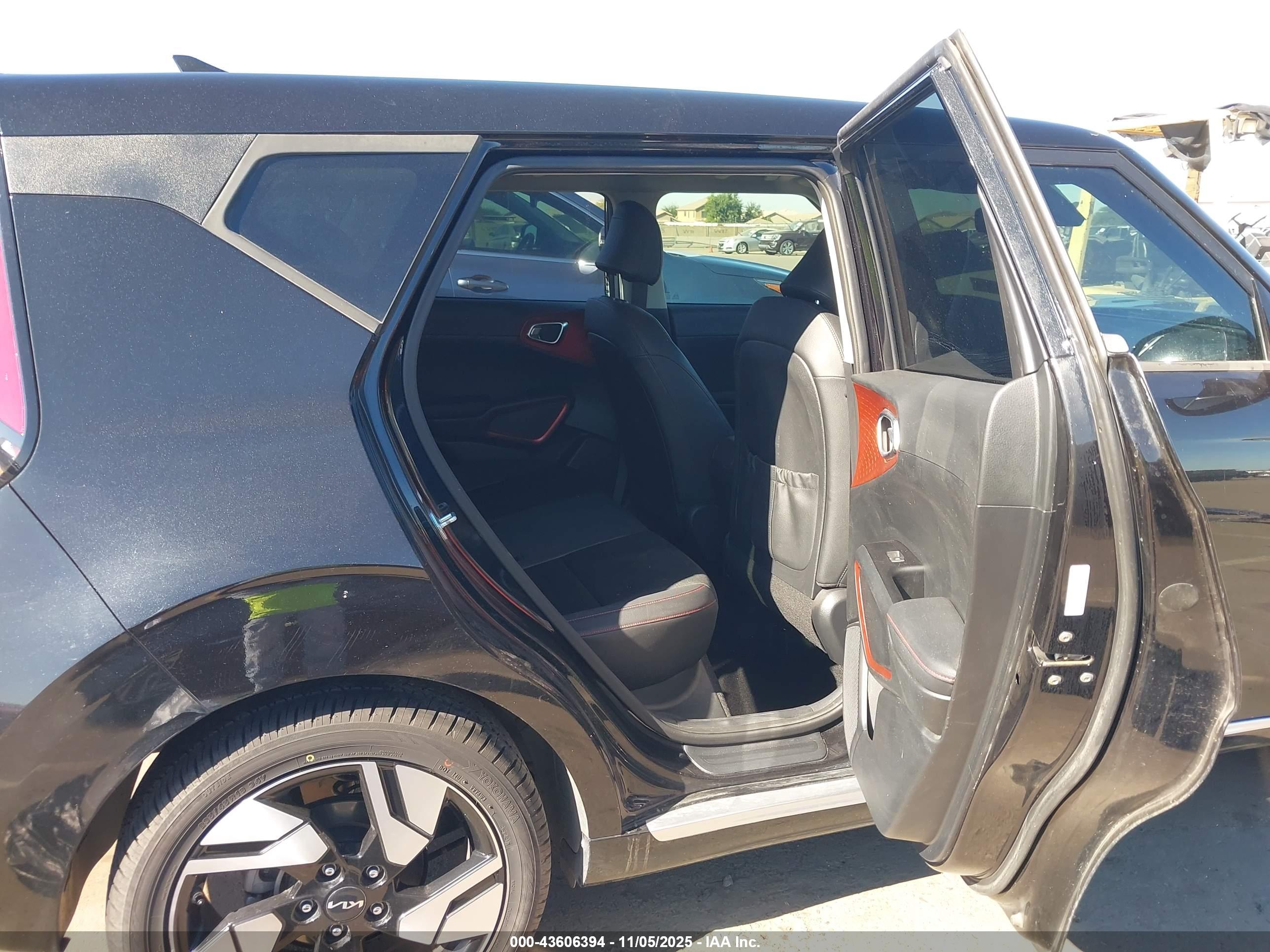 KIA SOUL image 8