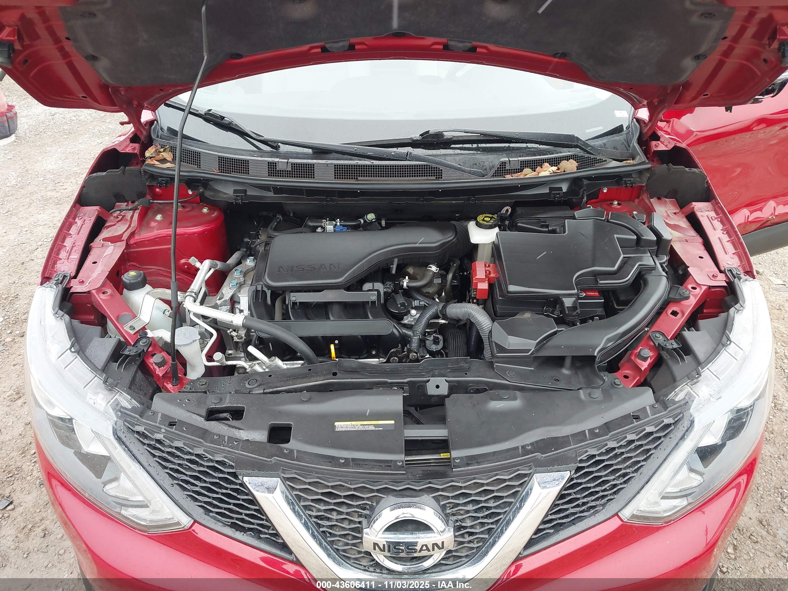 NISSAN ROGUE image 10