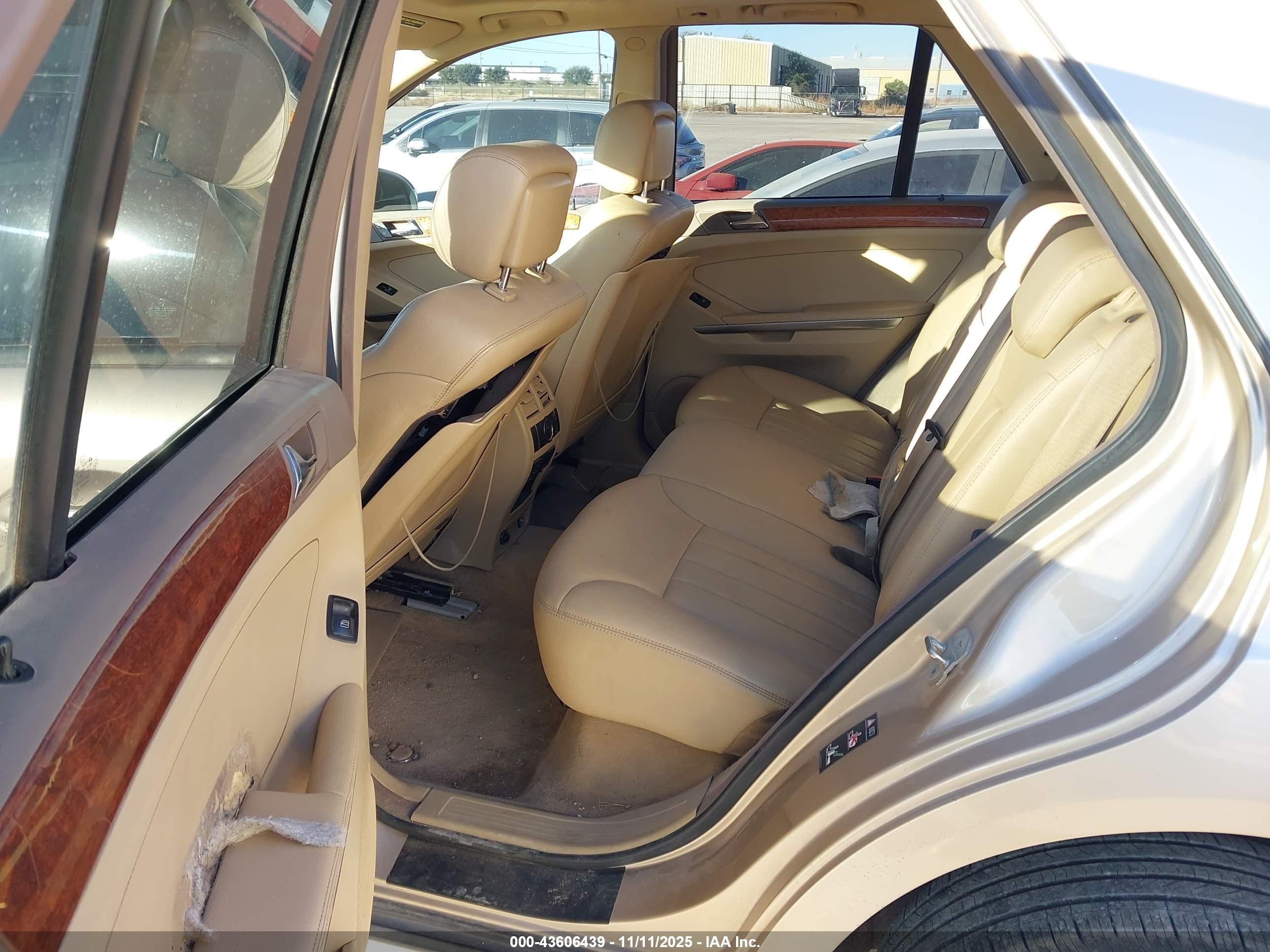 MERCEDES-BENZ ML image 8