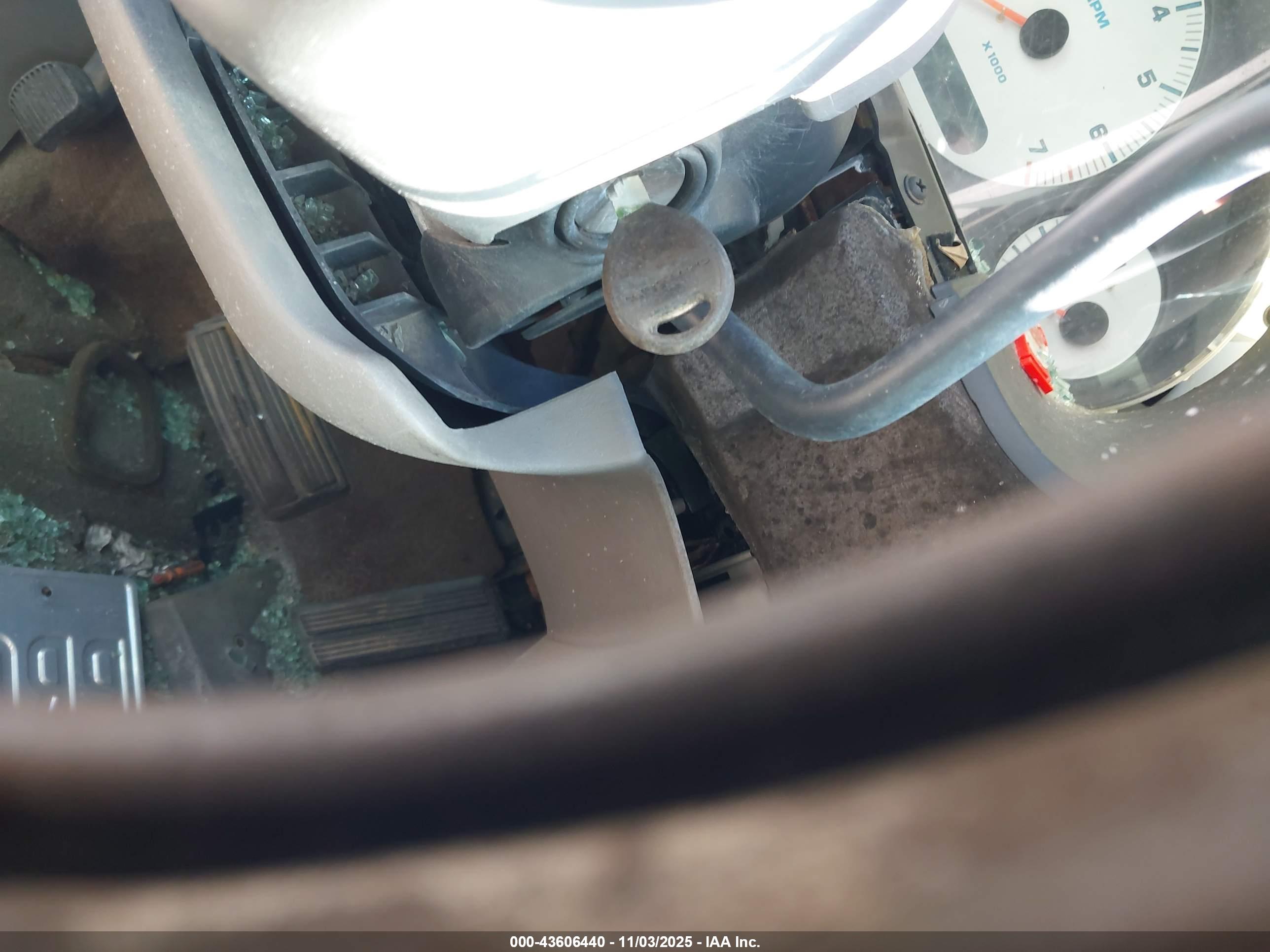 CHRYSLER TOWN image 11