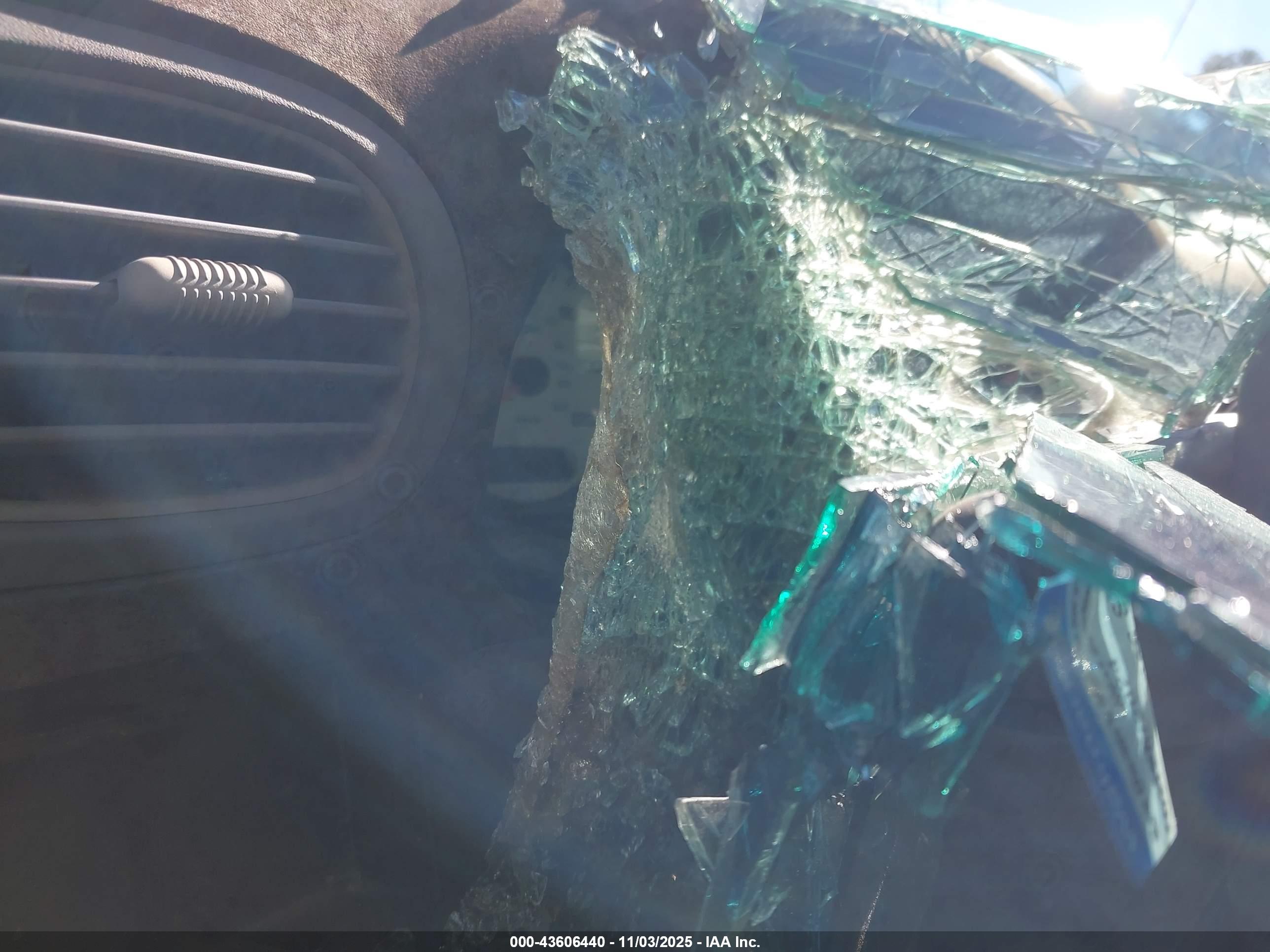 CHRYSLER TOWN image 7