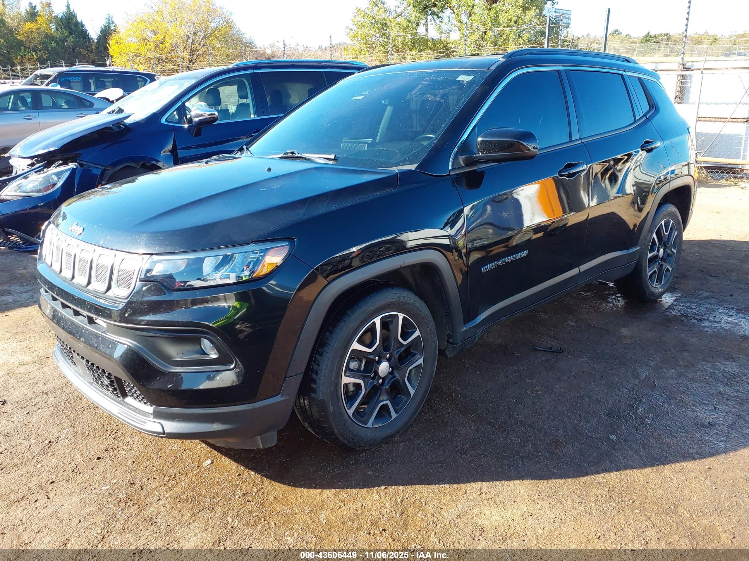 JEEP COMPASS image 2