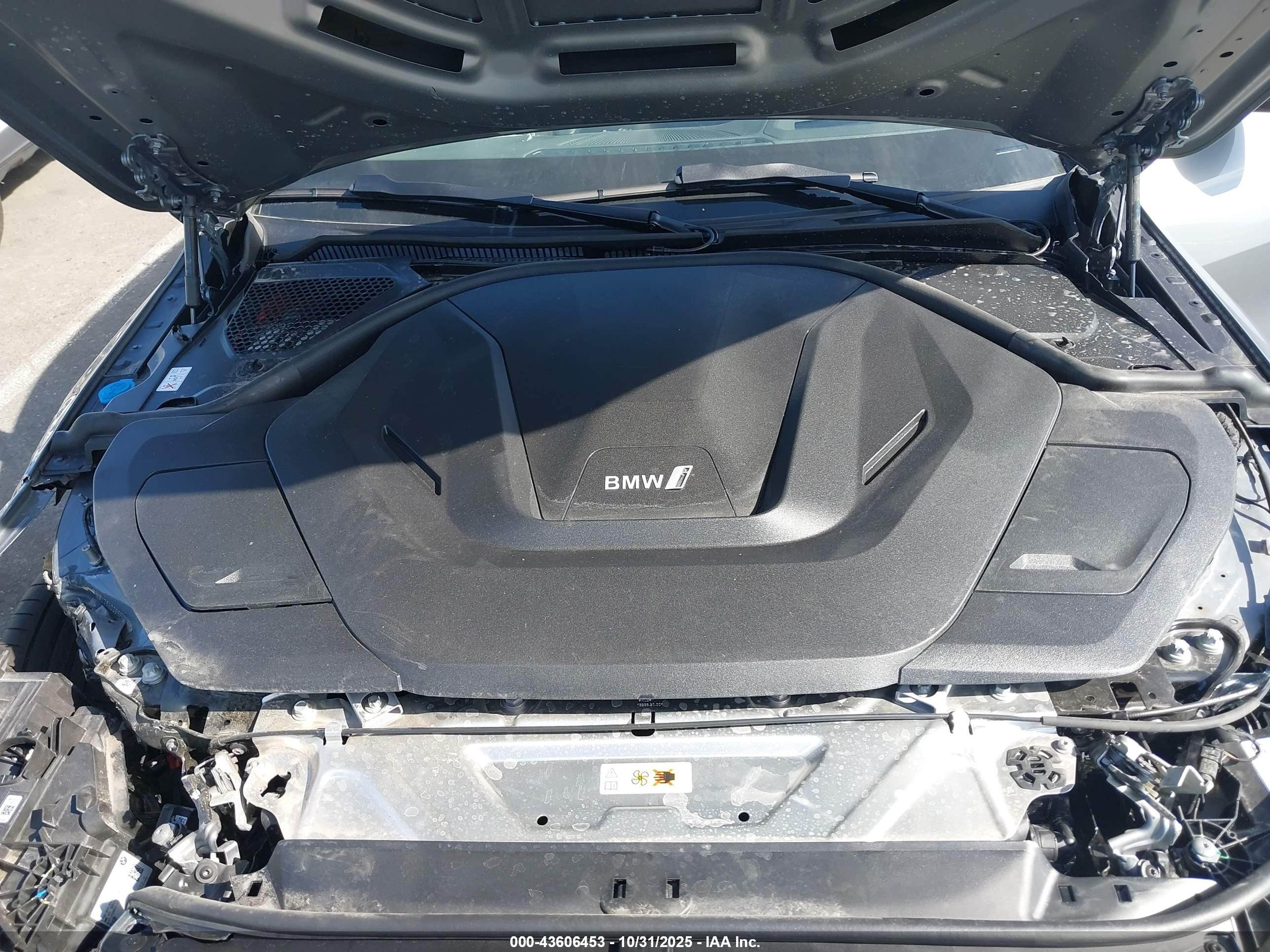 BMW I4 image 10