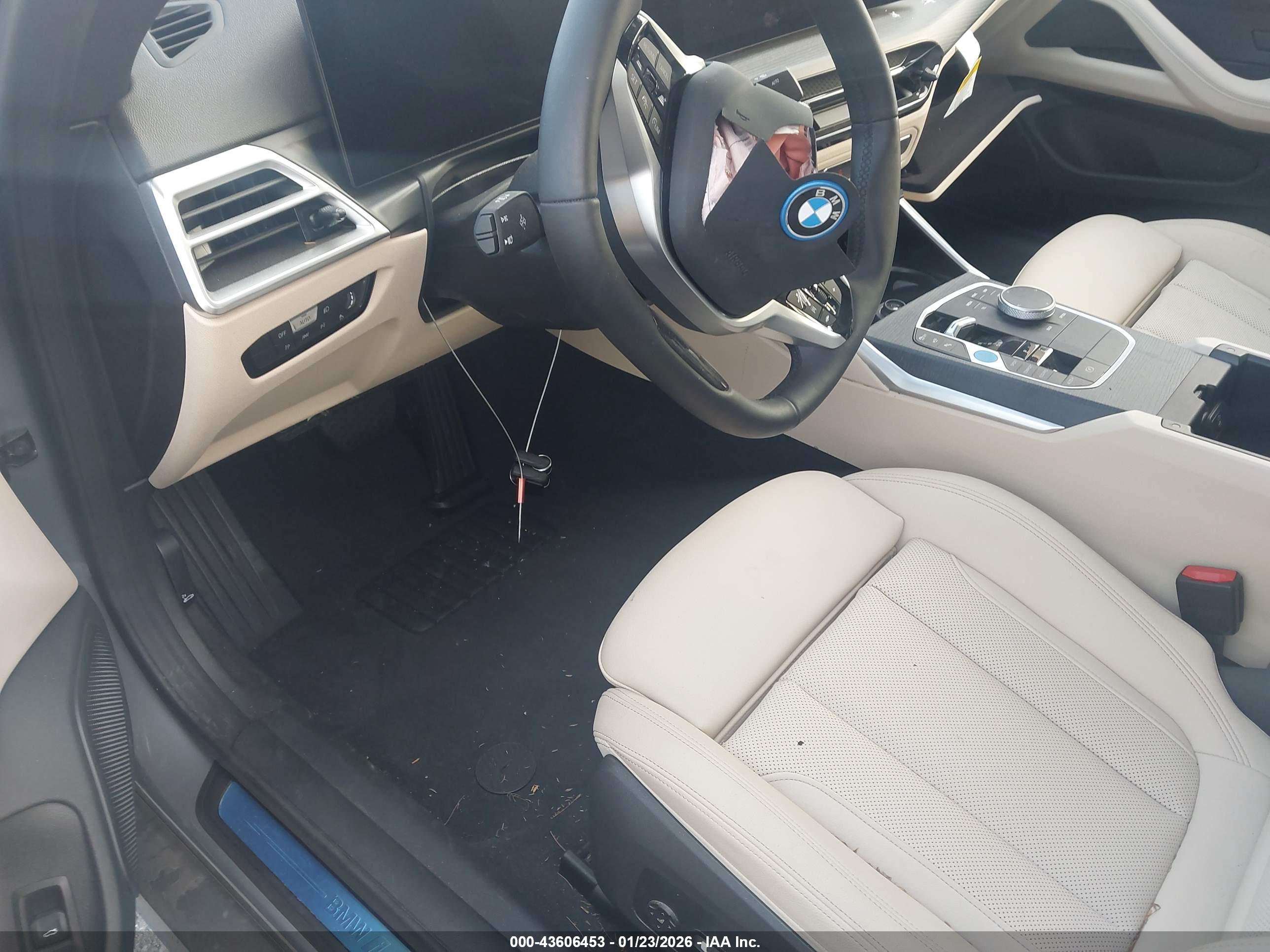 BMW I4 image 11