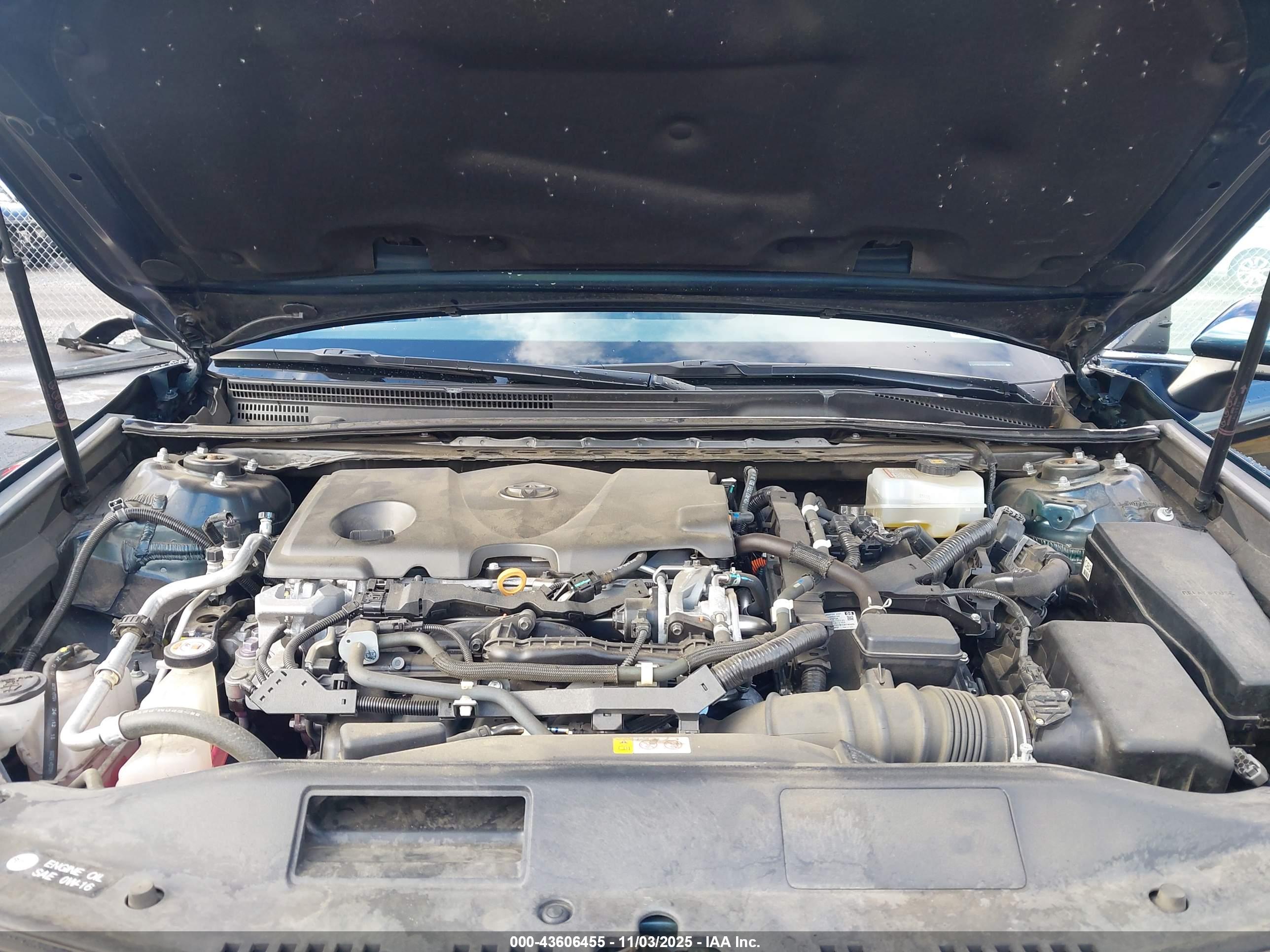 TOYOTA CAMRY image 10