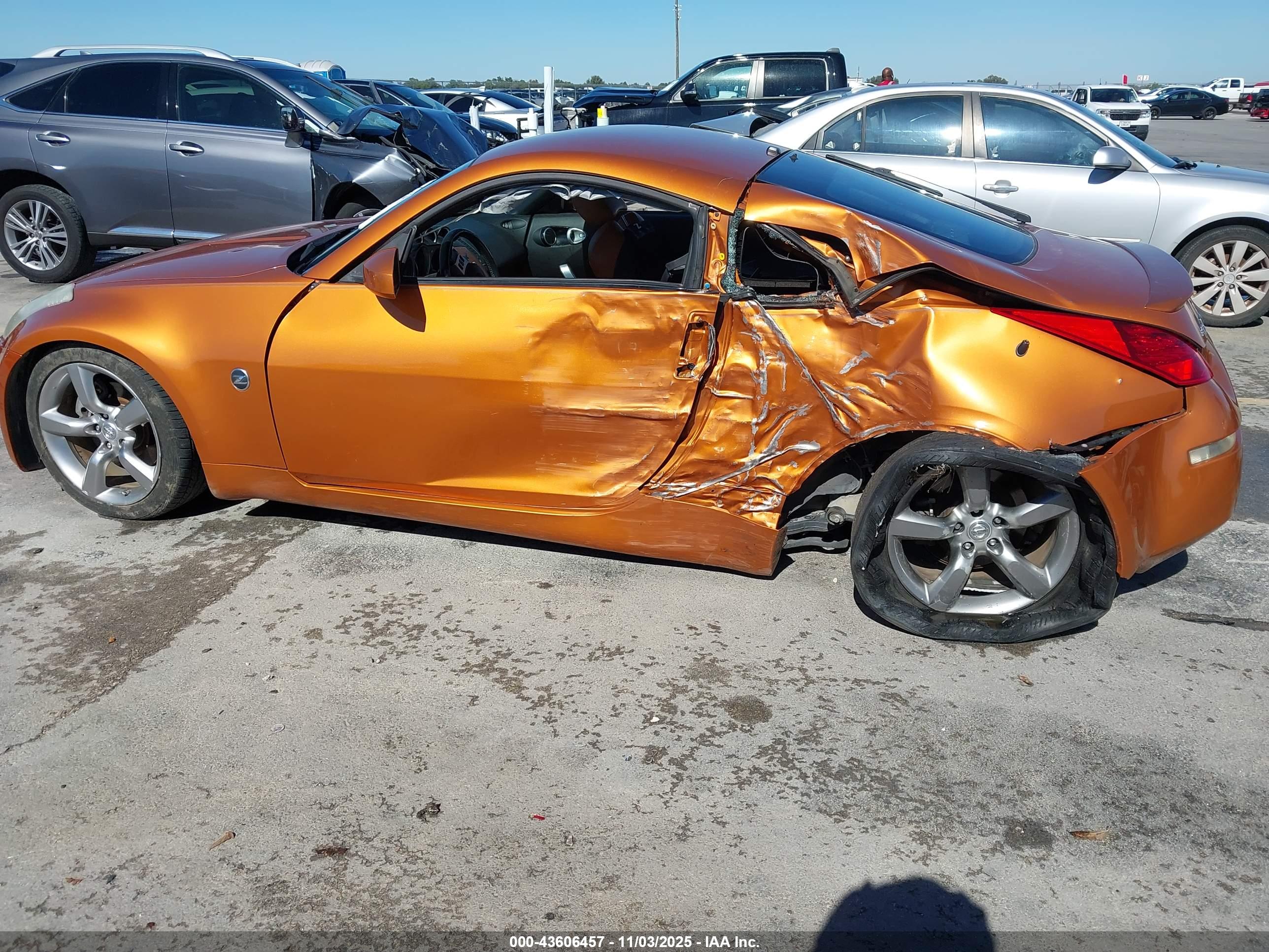 NISSAN 350Z image 6