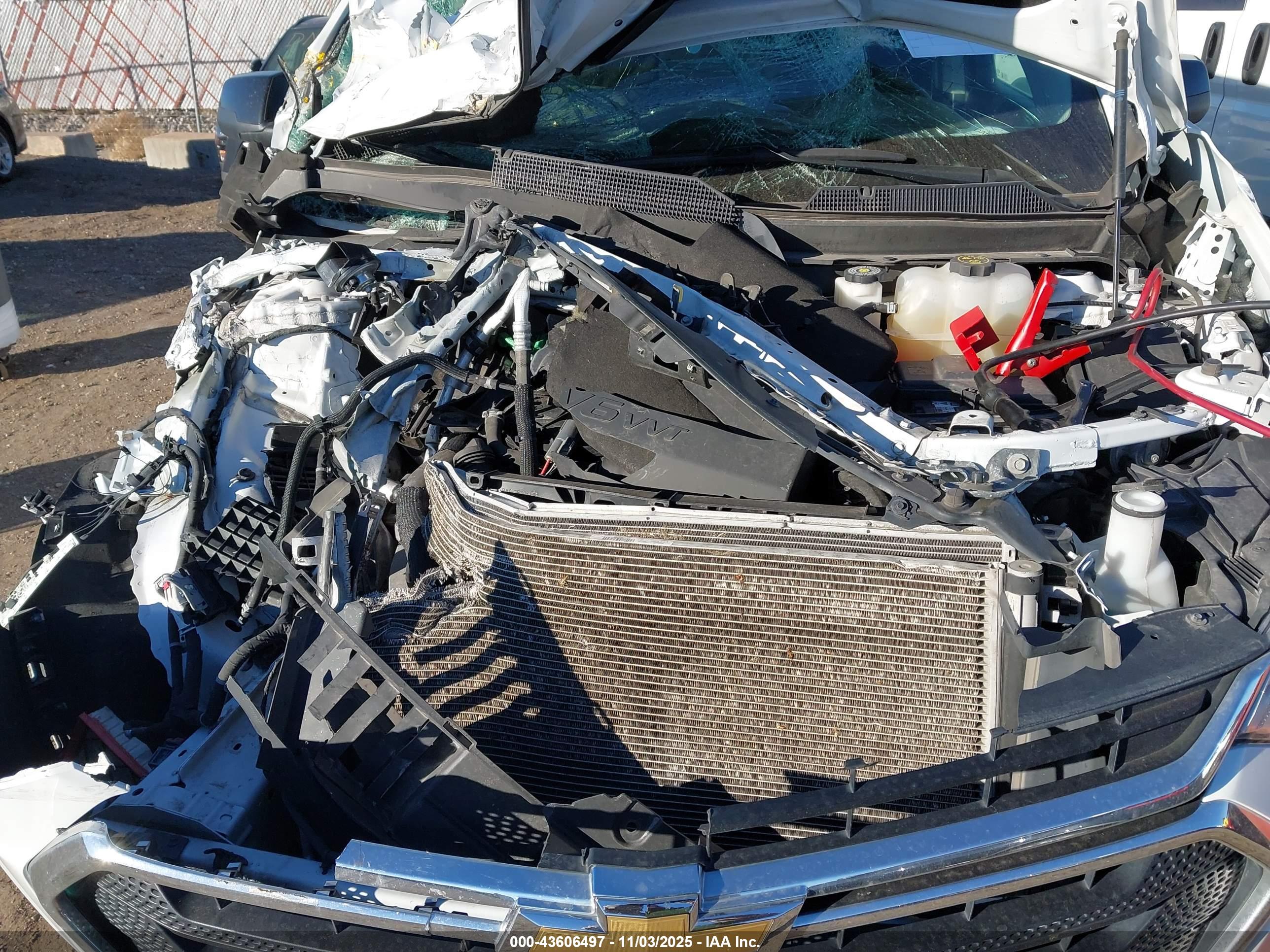 CHEVROLET TRAVERSE image 10