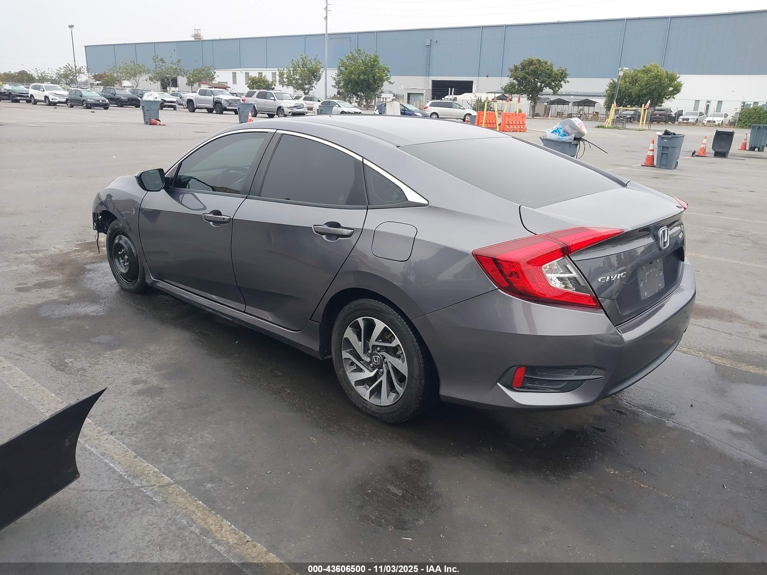 HONDA CIVIC image 3