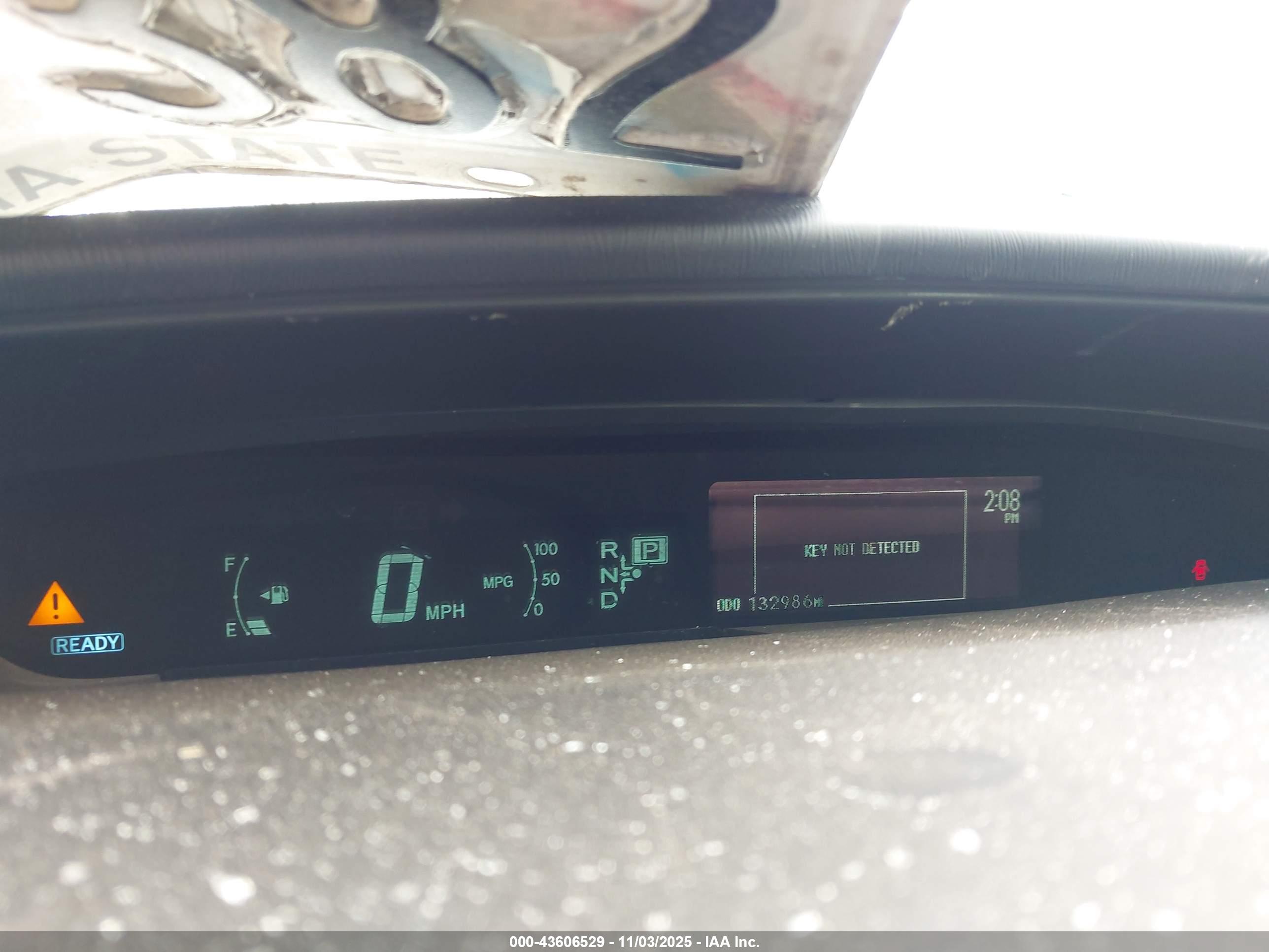 TOYOTA PRIUS image 7