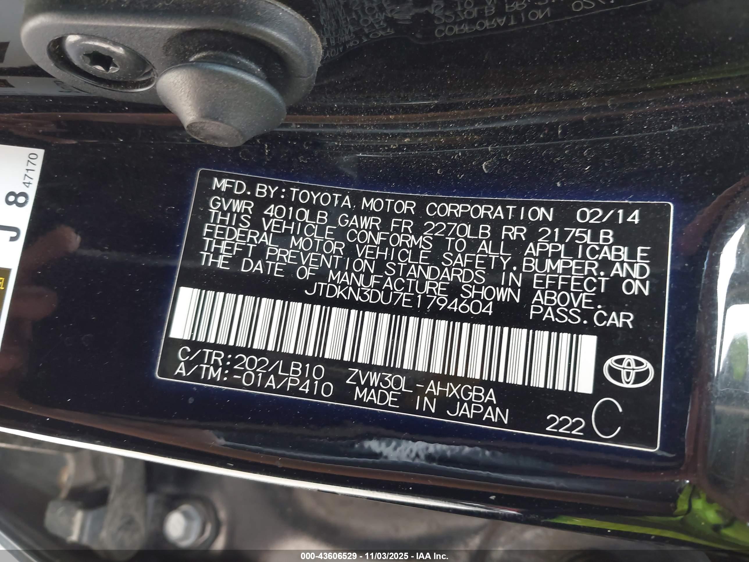 TOYOTA PRIUS image 9