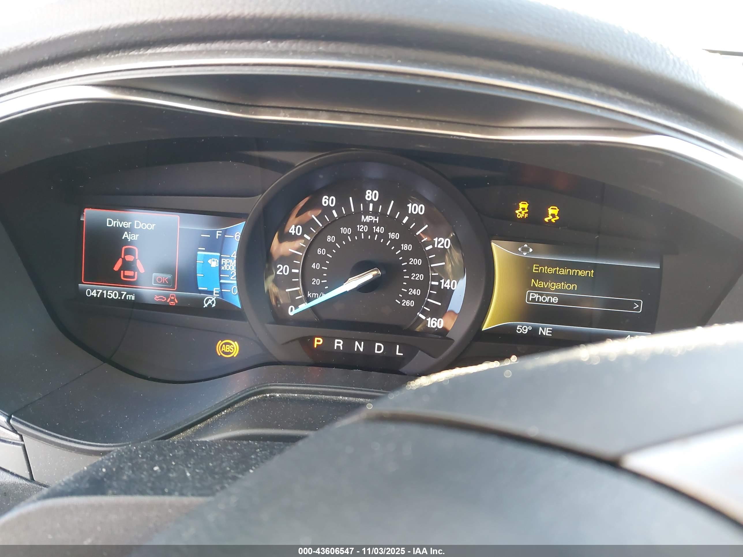 FORD FUSION image 7