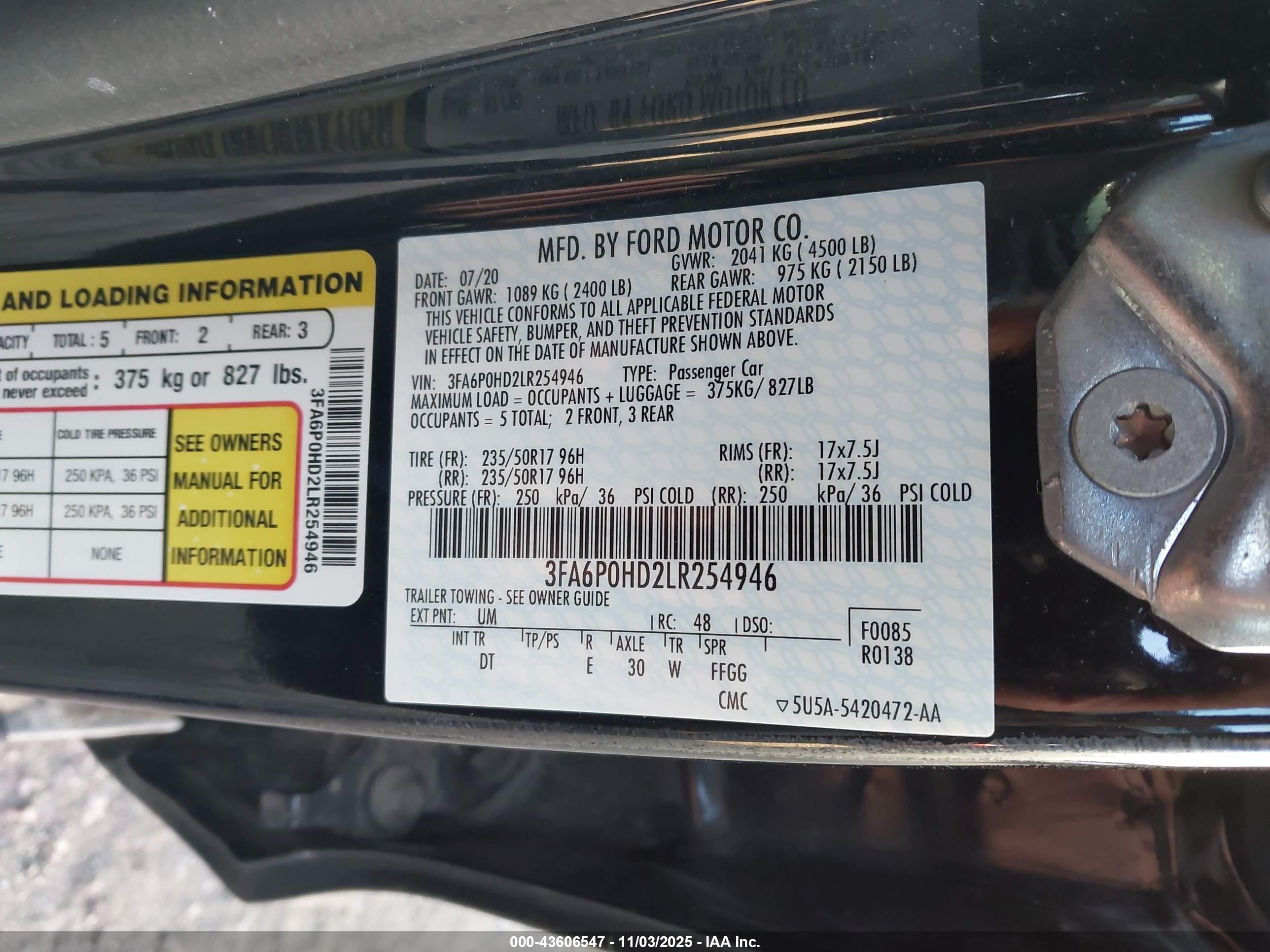 FORD FUSION image 9