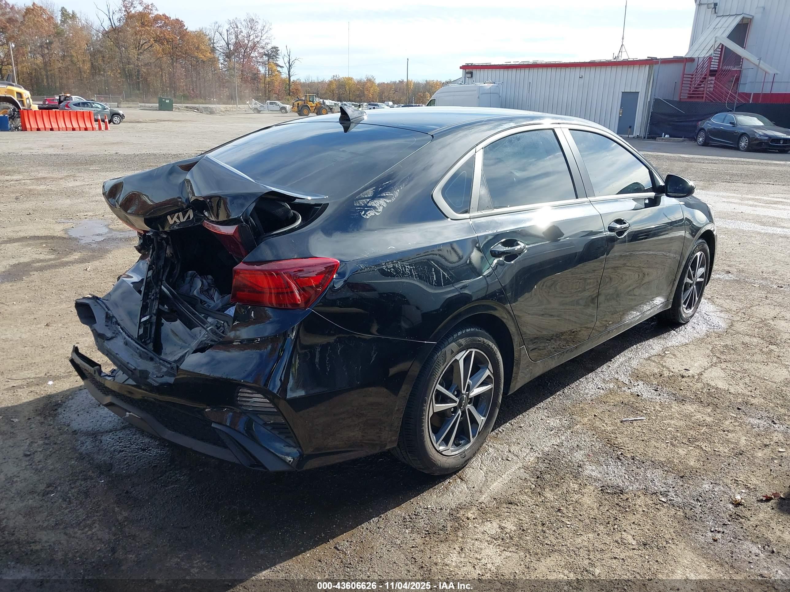 KIA FORTE image 4