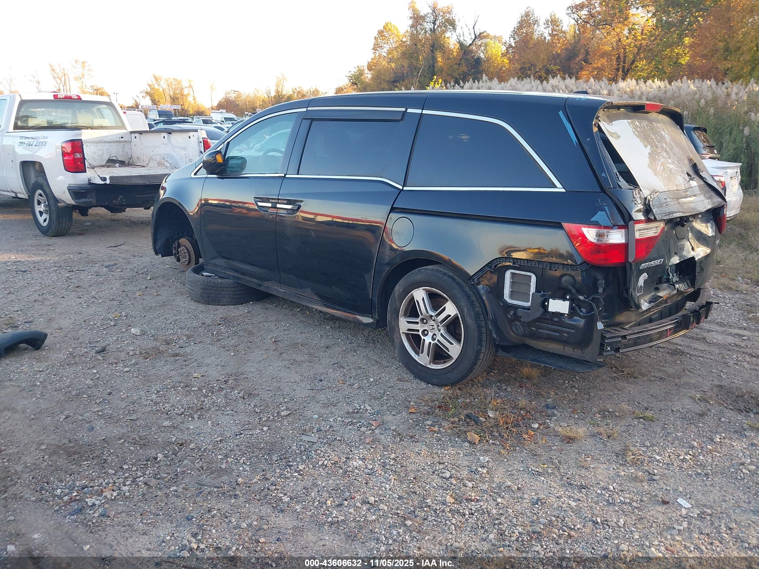 HONDA ODYSSEY image 3