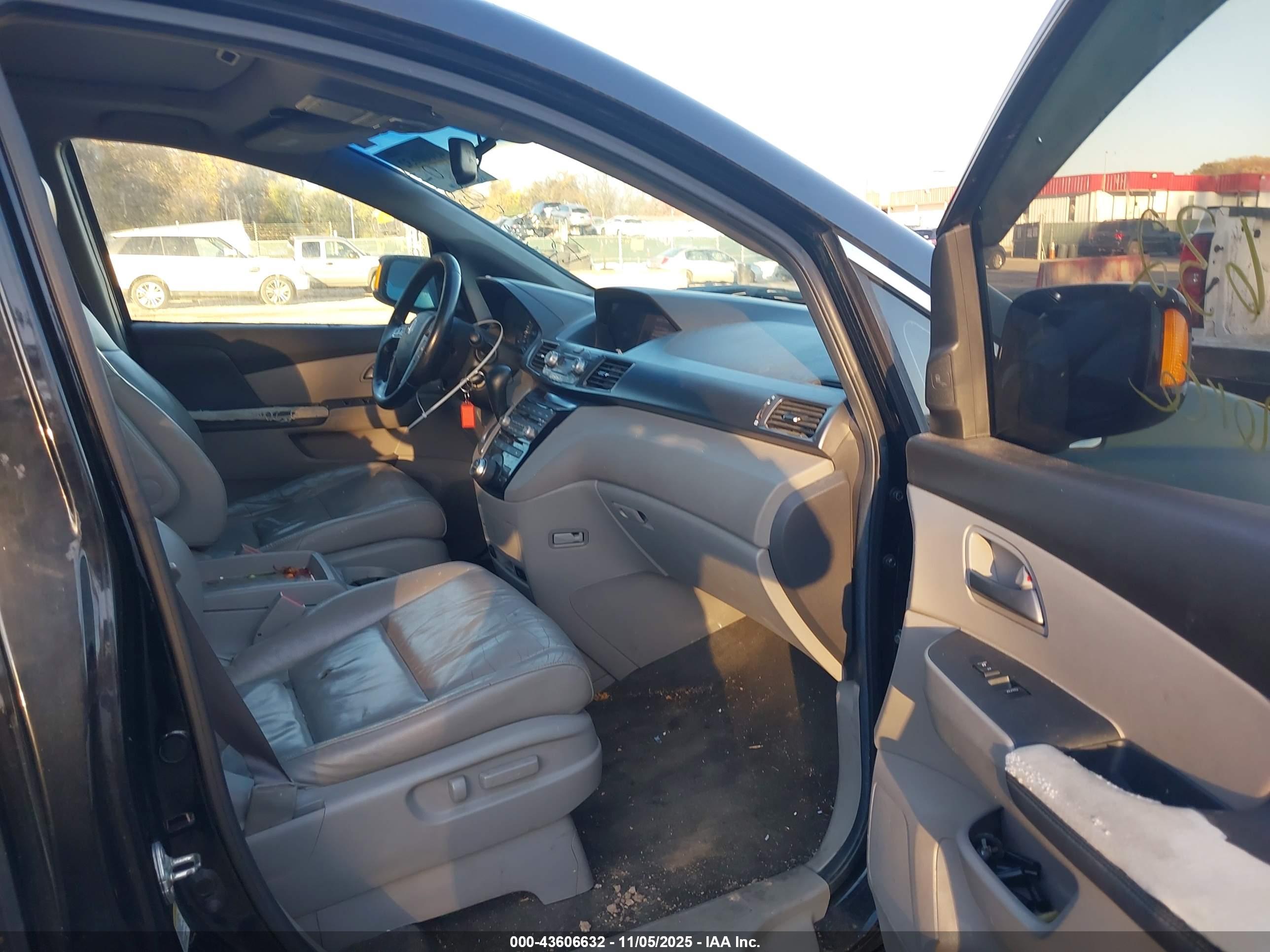 HONDA ODYSSEY image 5