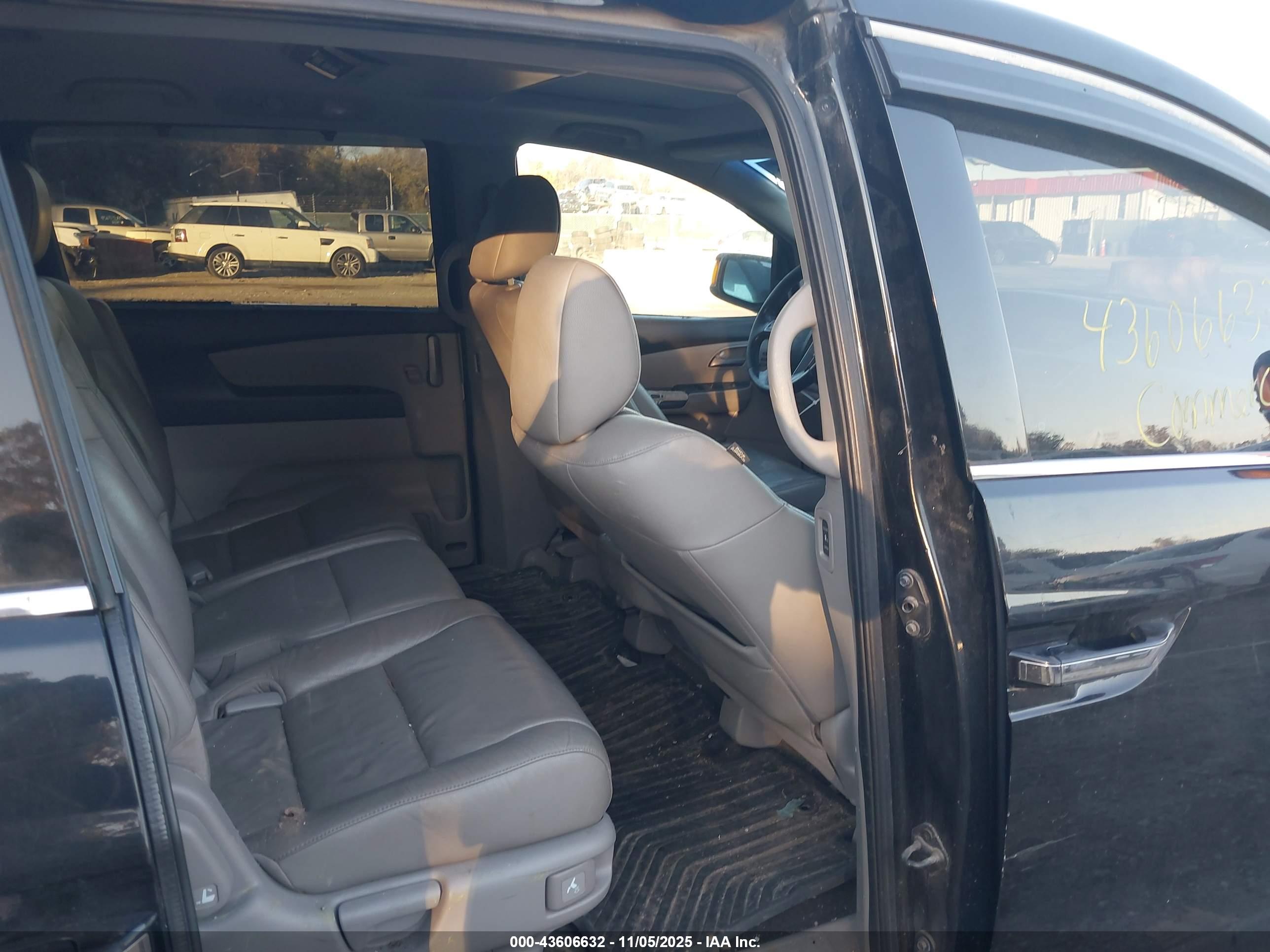 HONDA ODYSSEY image 8