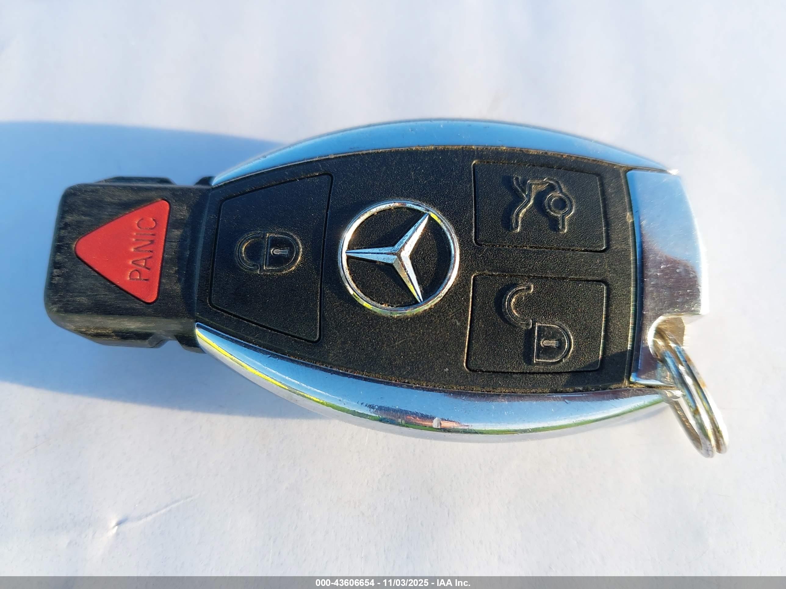 MERCEDES-BENZ C image 11