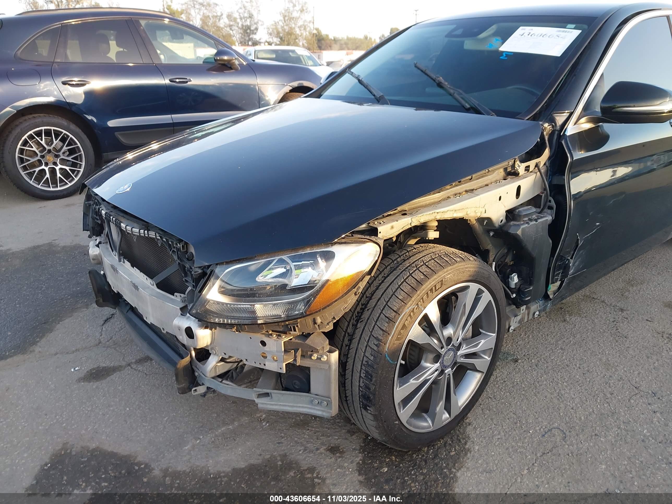 MERCEDES-BENZ C image 6