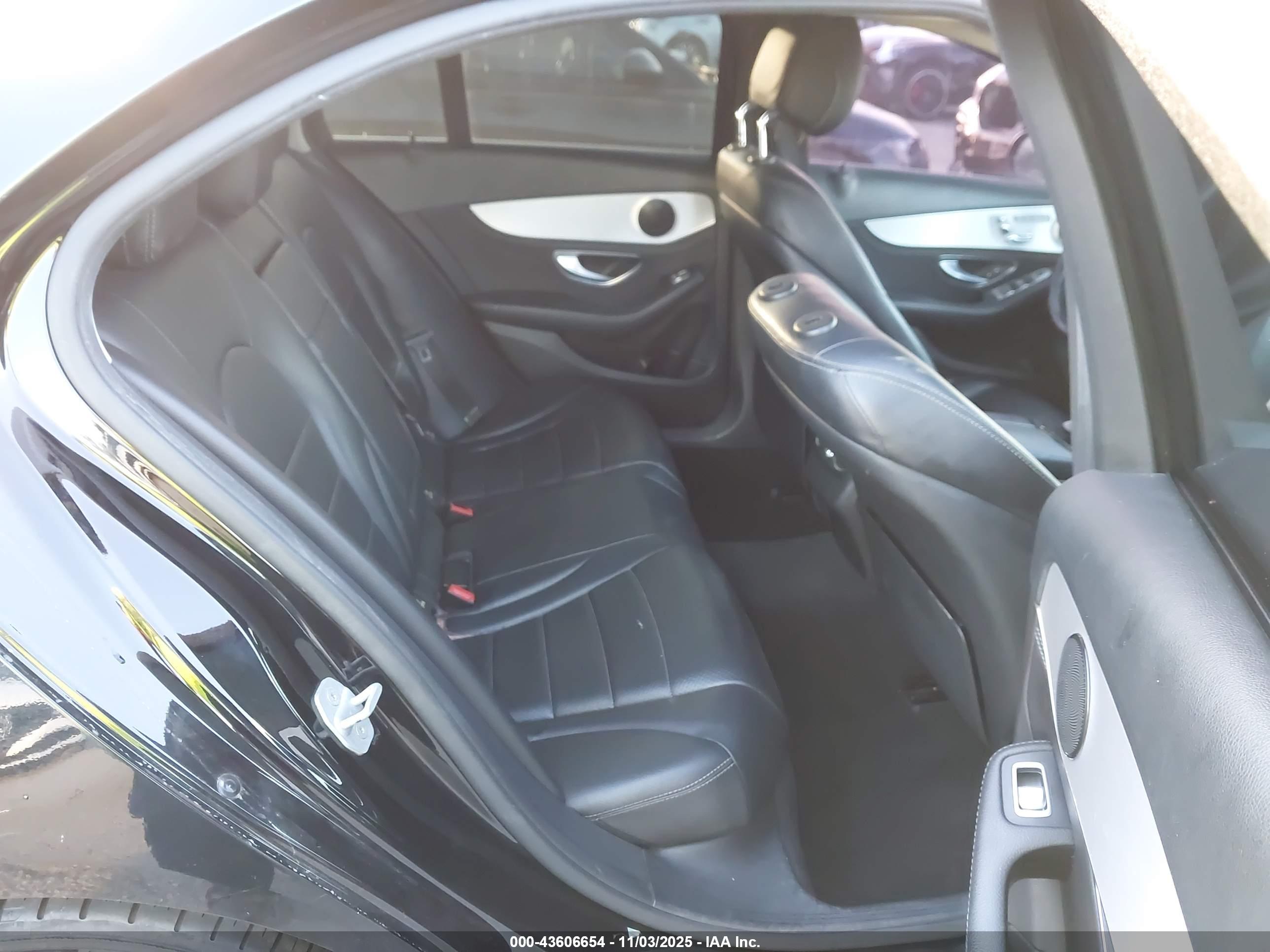 MERCEDES-BENZ C image 8