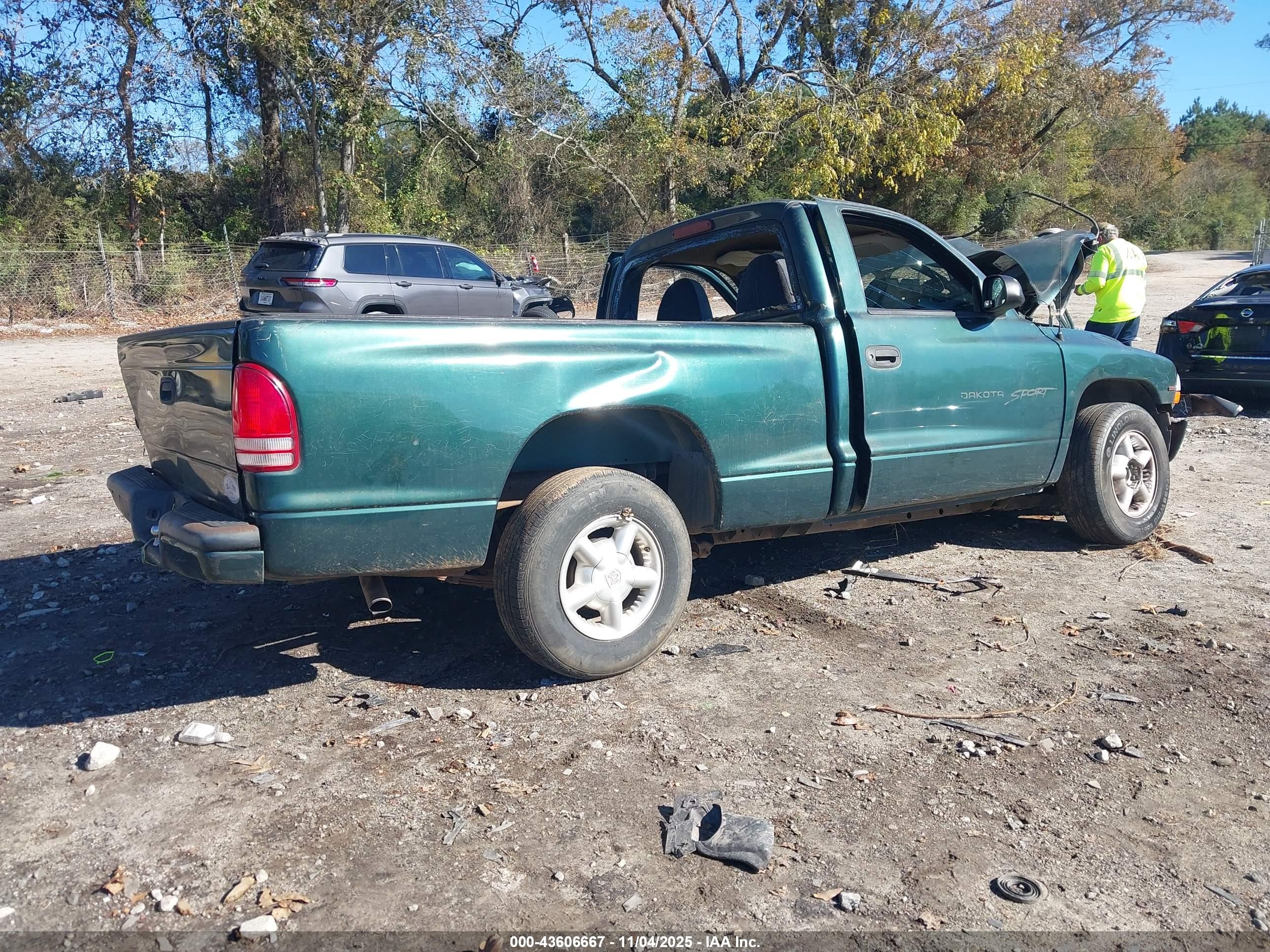 DODGE DAKOTA image 4