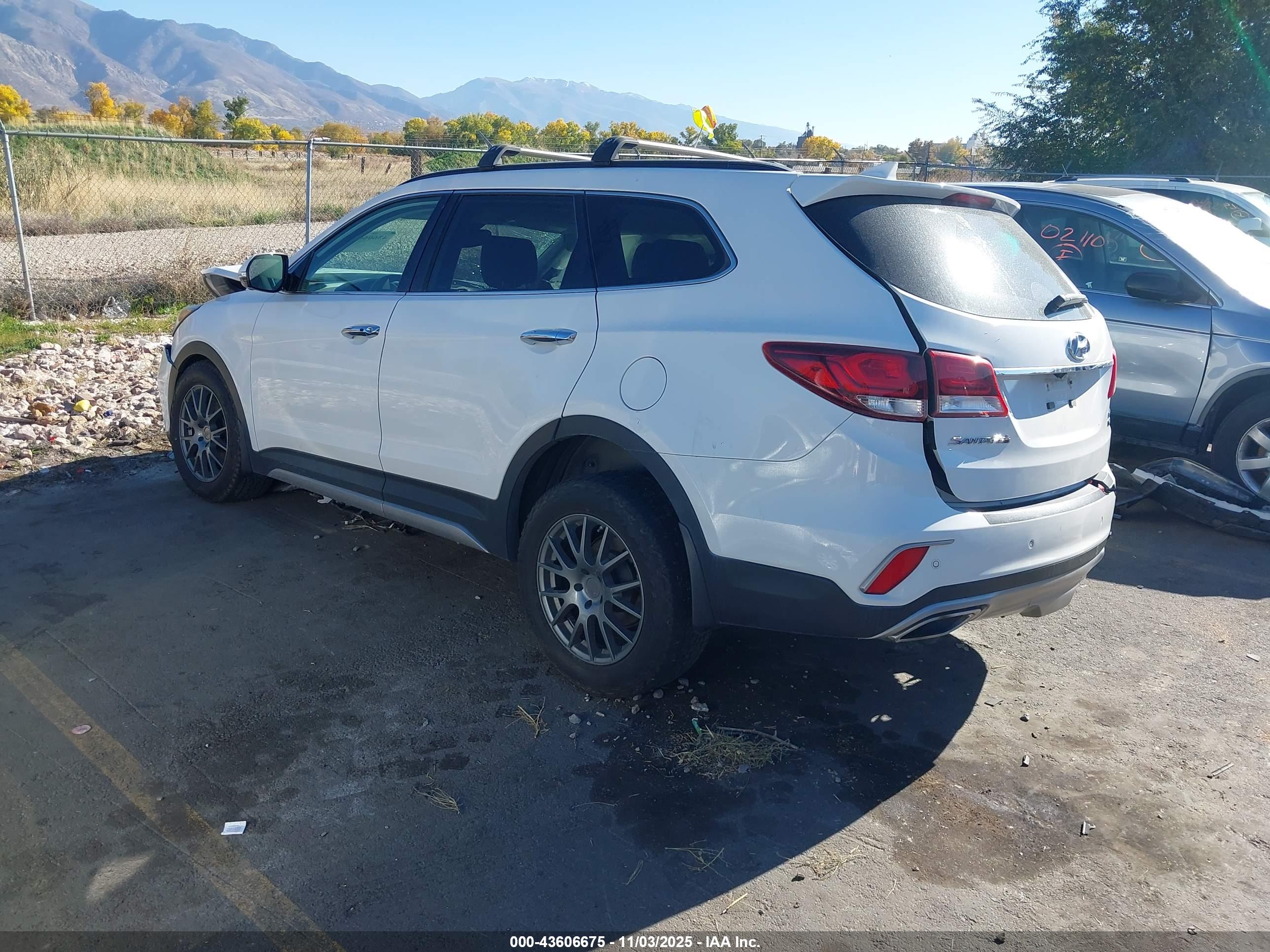 HYUNDAI SANTA image 3
