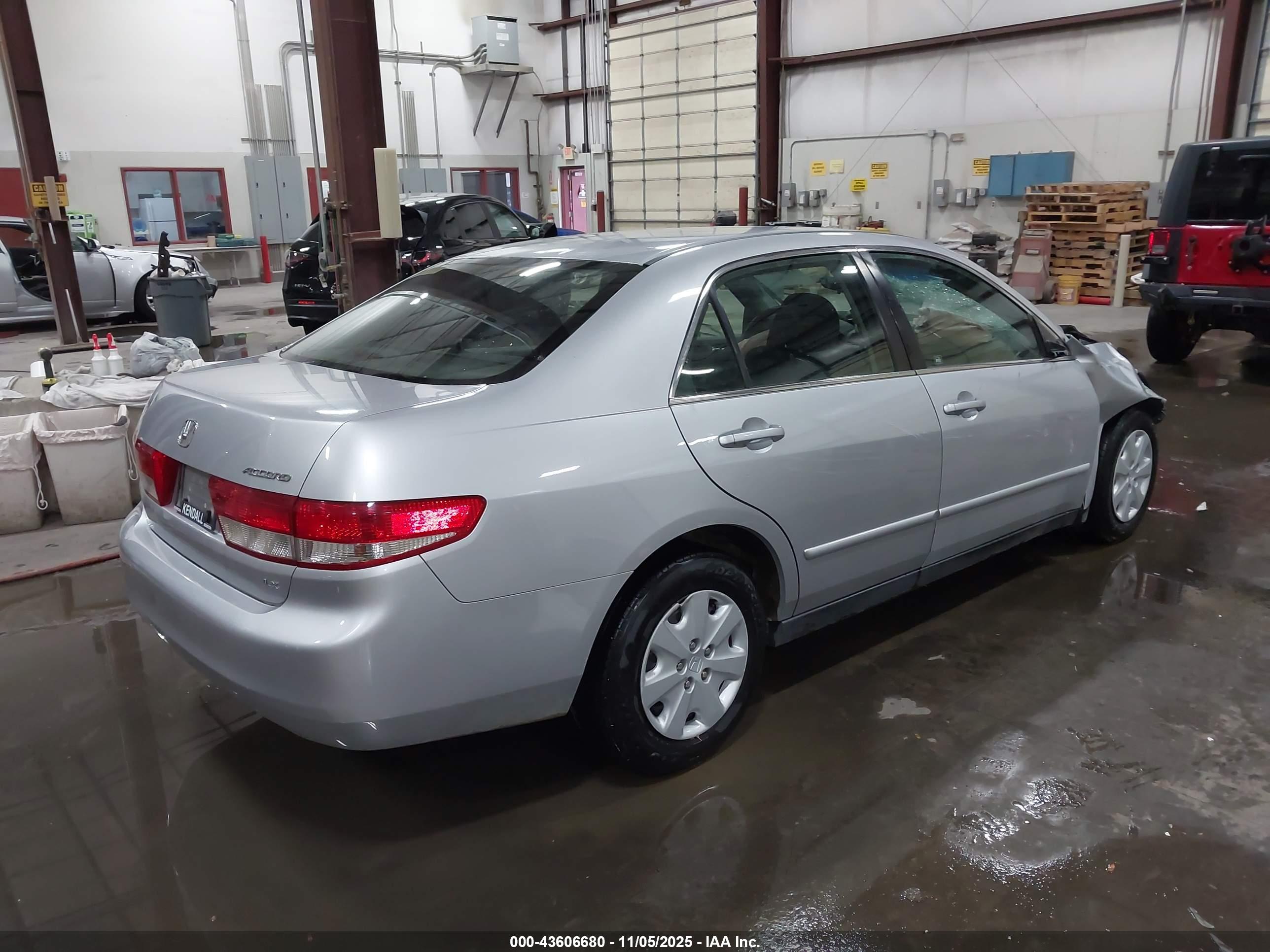 HONDA ACCORD image 4