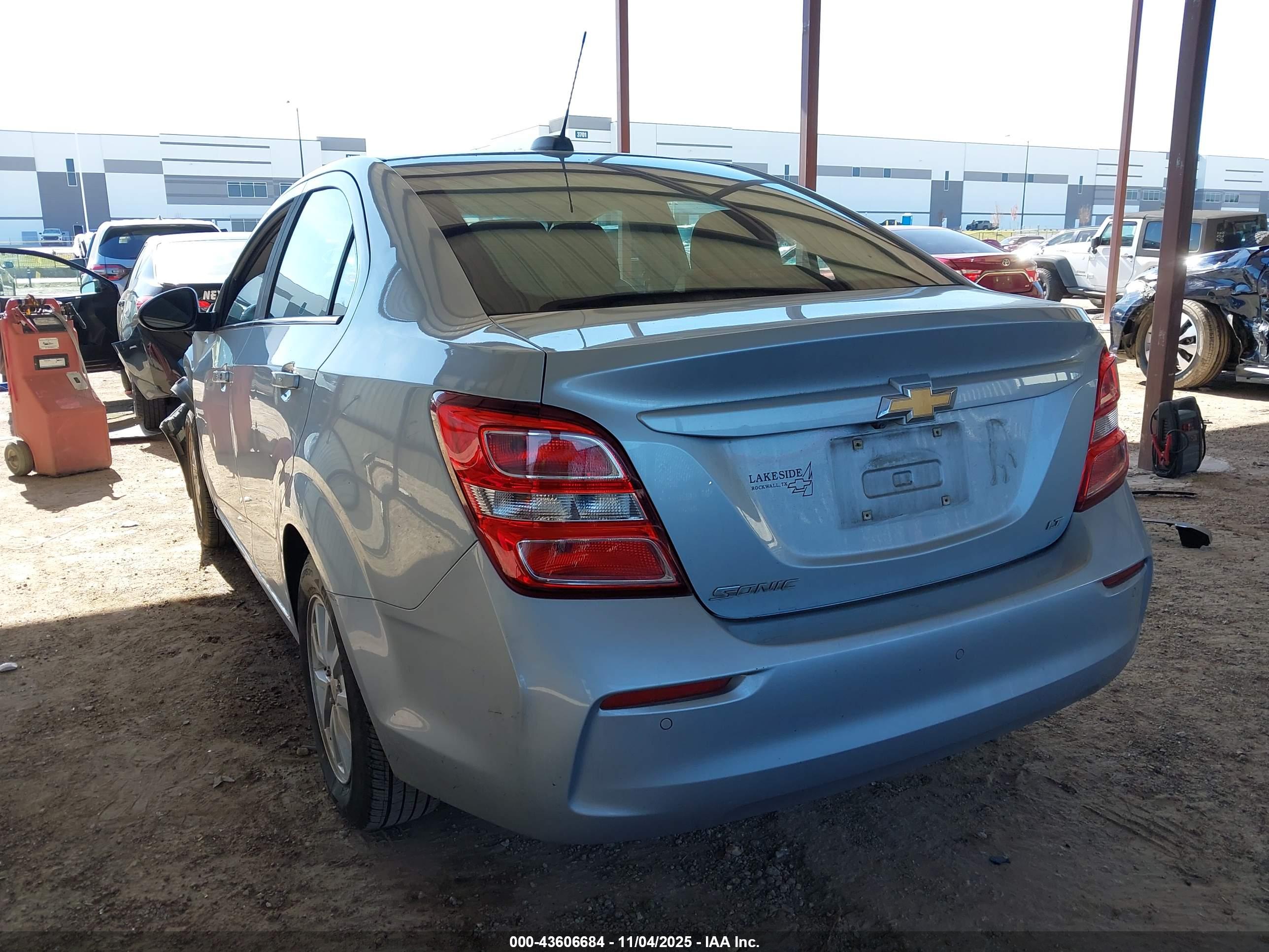 CHEVROLET SONIC image 3