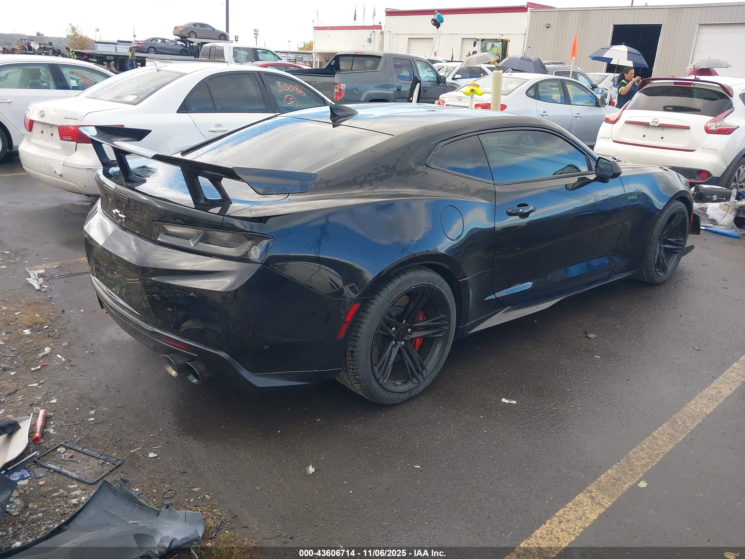 CHEVROLET CAMARO image 4