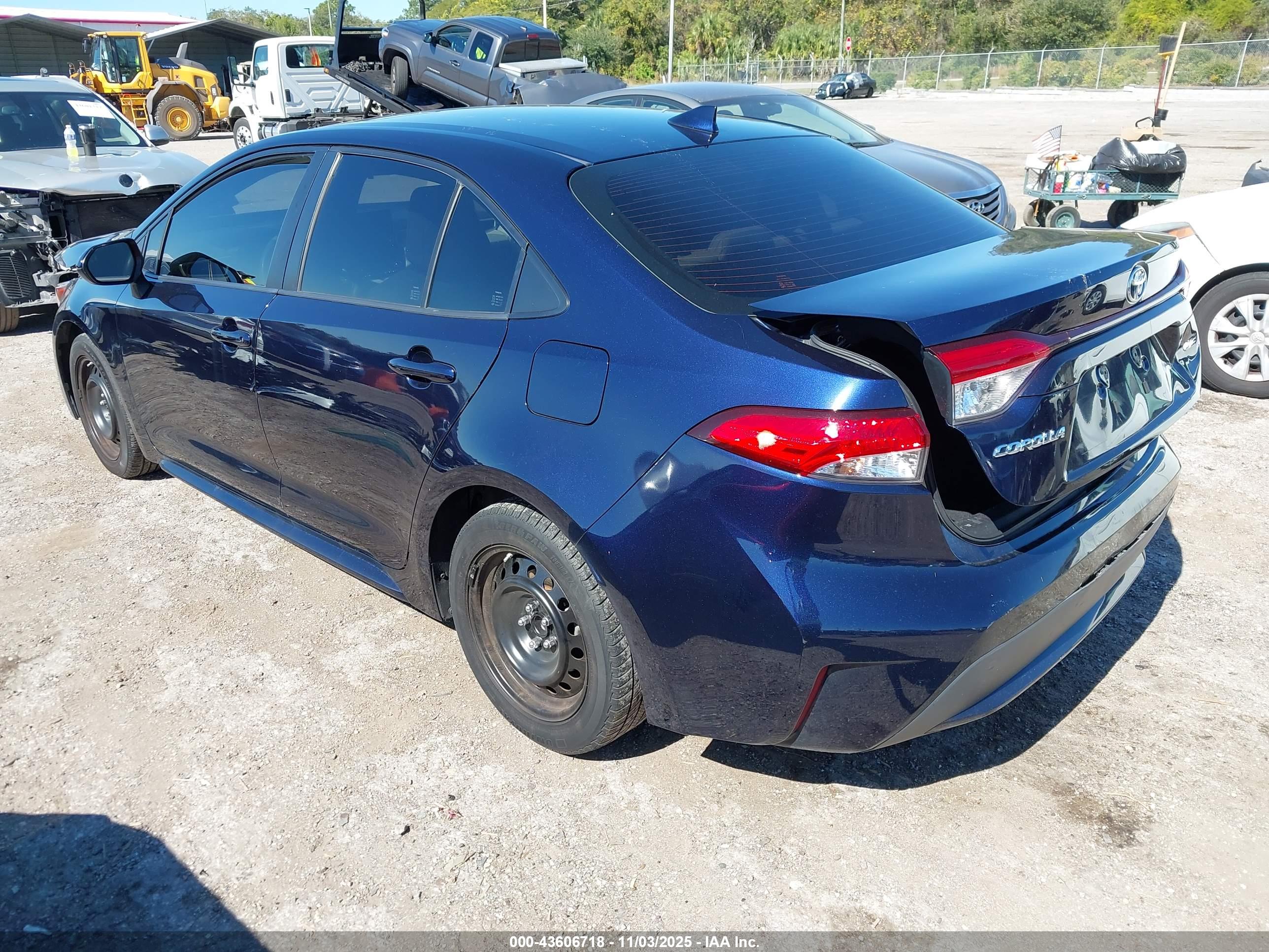 TOYOTA COROLLA image 3