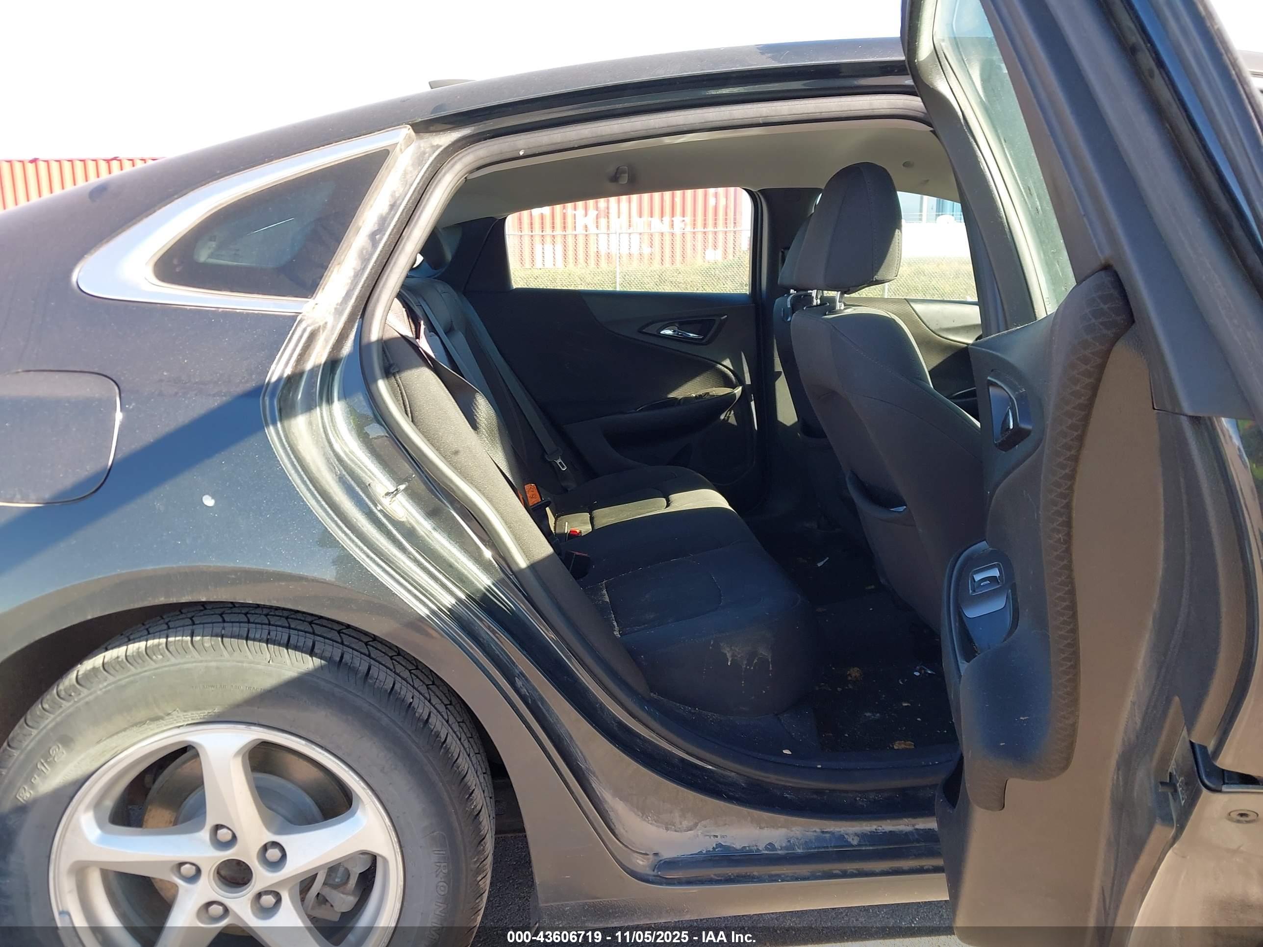 CHEVROLET MALIBU image 8
