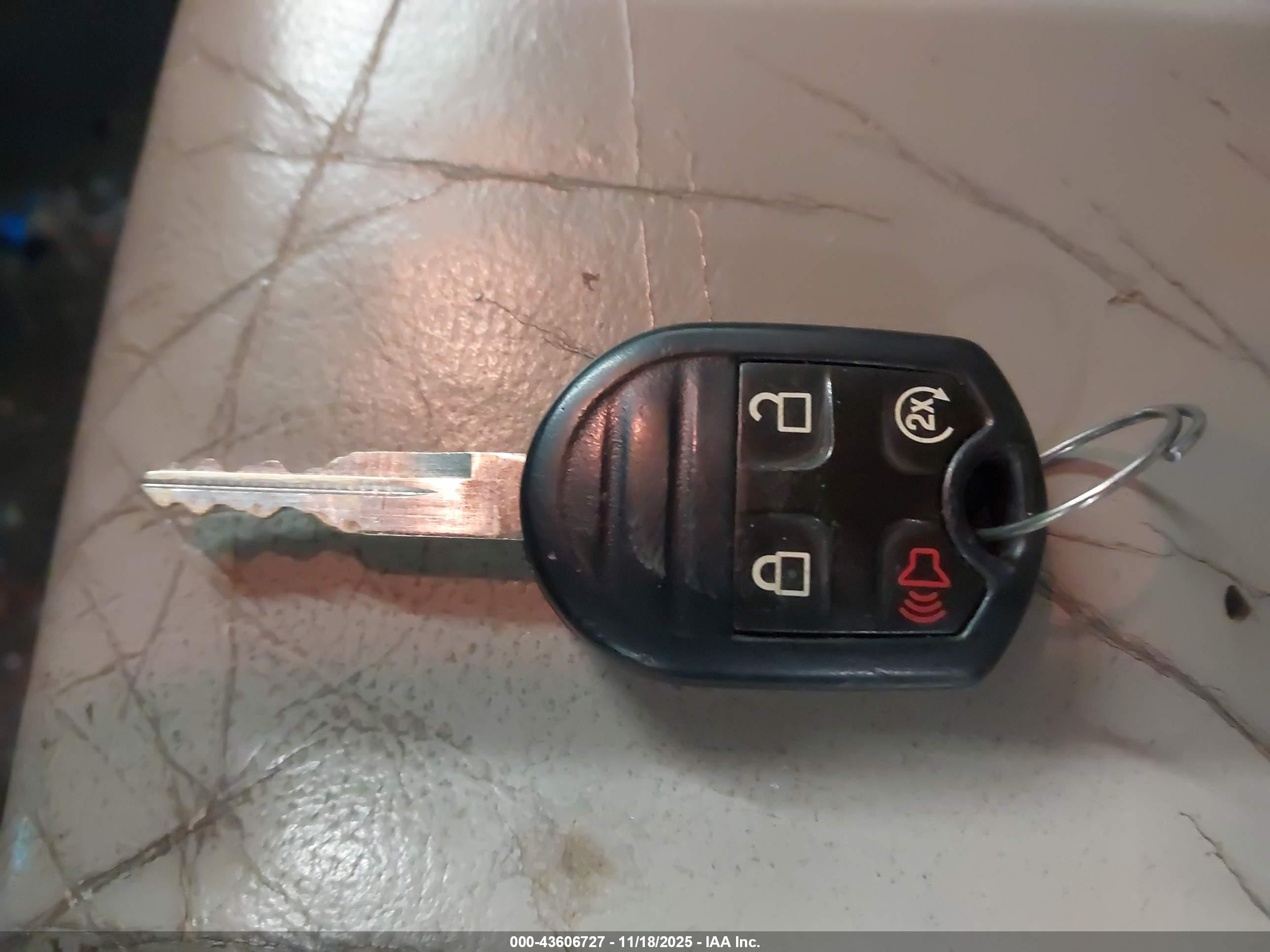 FORD EDGE image 11