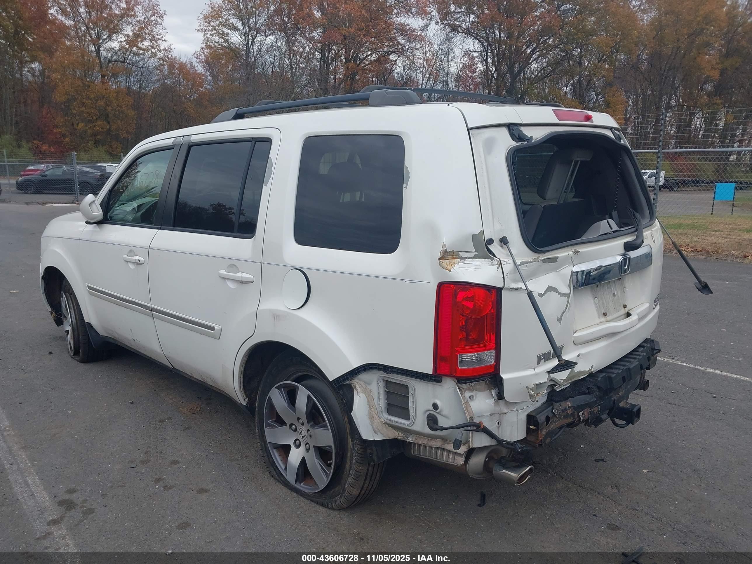 HONDA PILOT image 3
