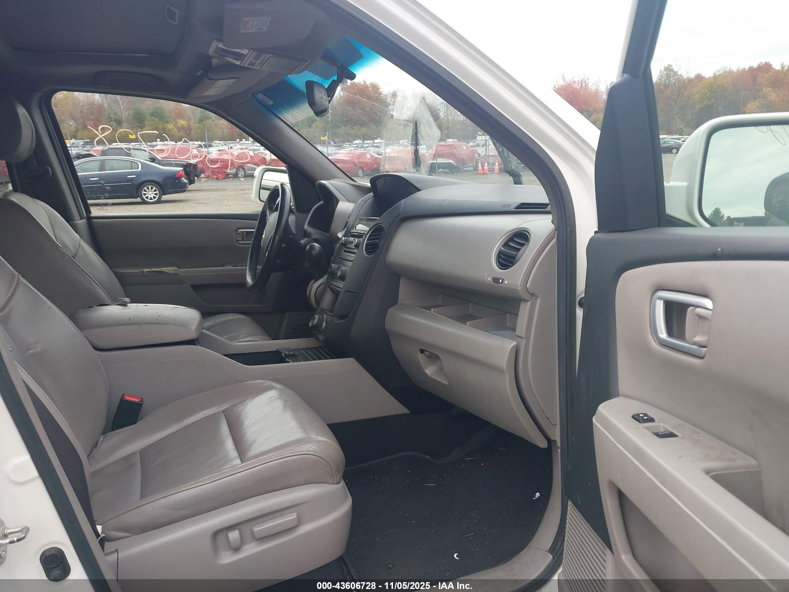 HONDA PILOT image 5