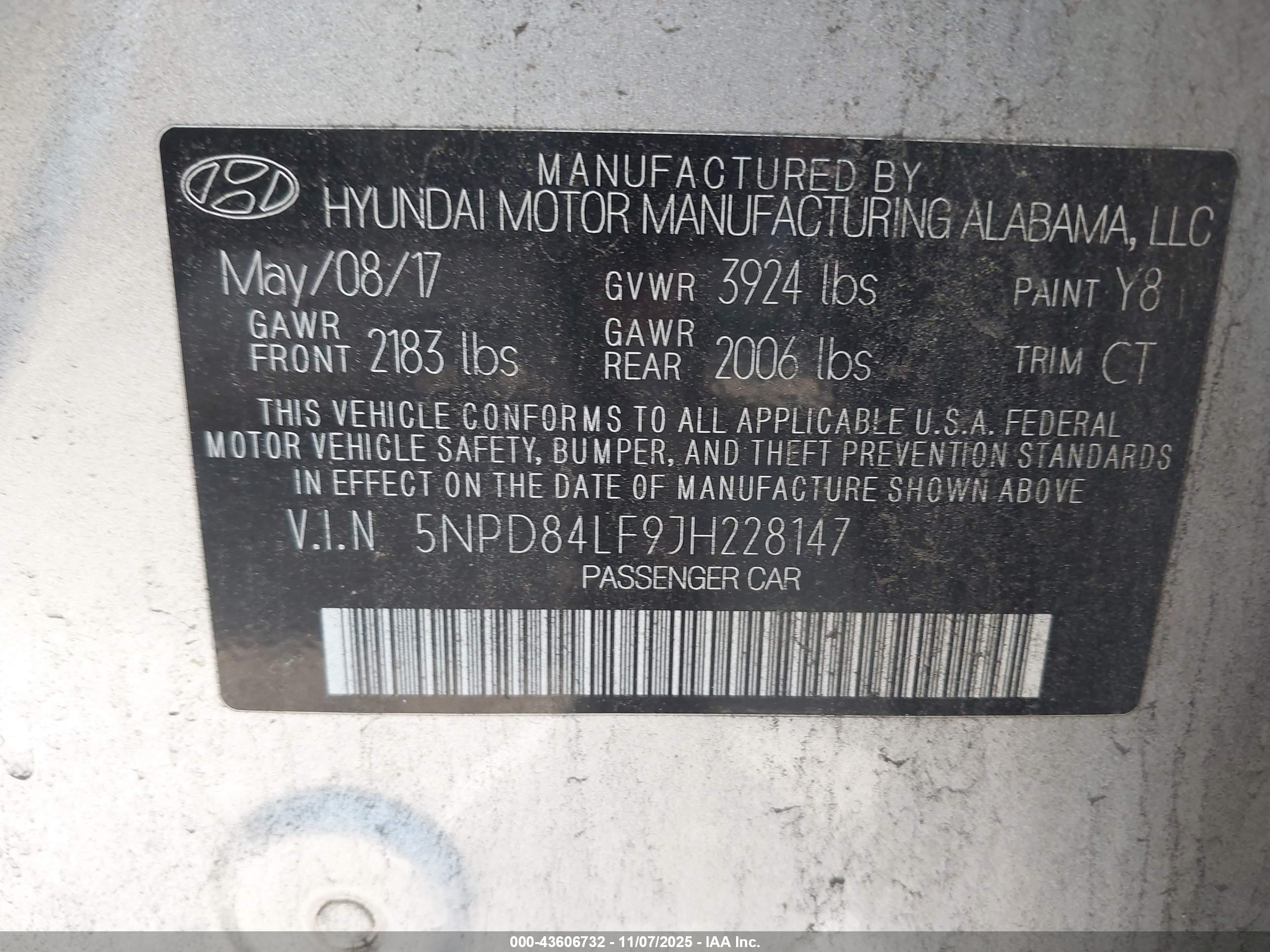 HYUNDAI ELANTRA image 9