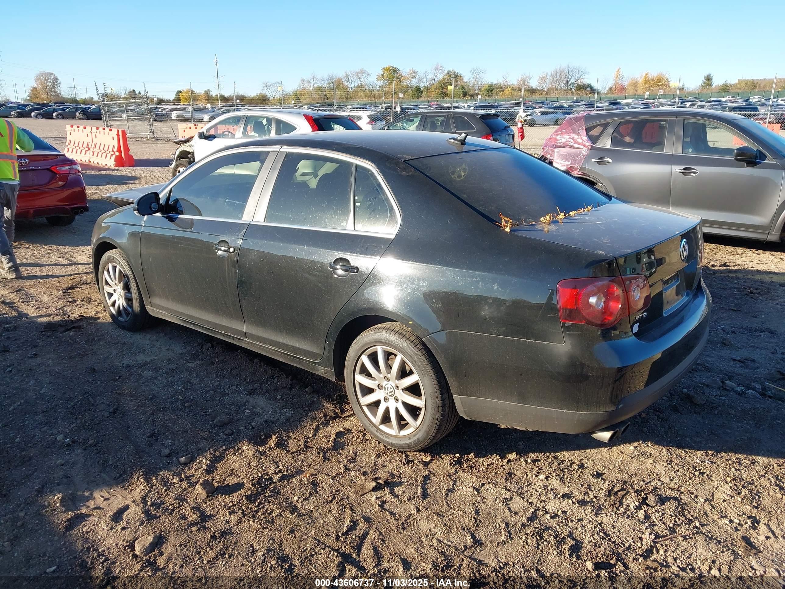 VOLKSWAGEN JETTA image 3