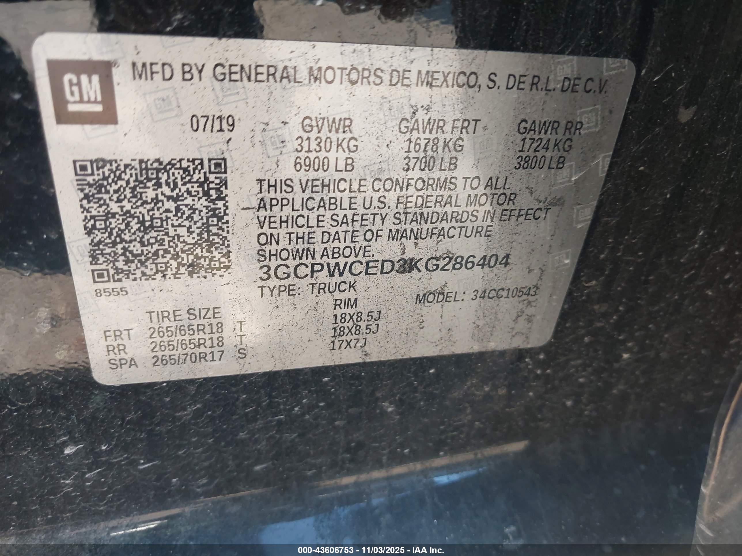 CHEVROLET SILVERADO image 9