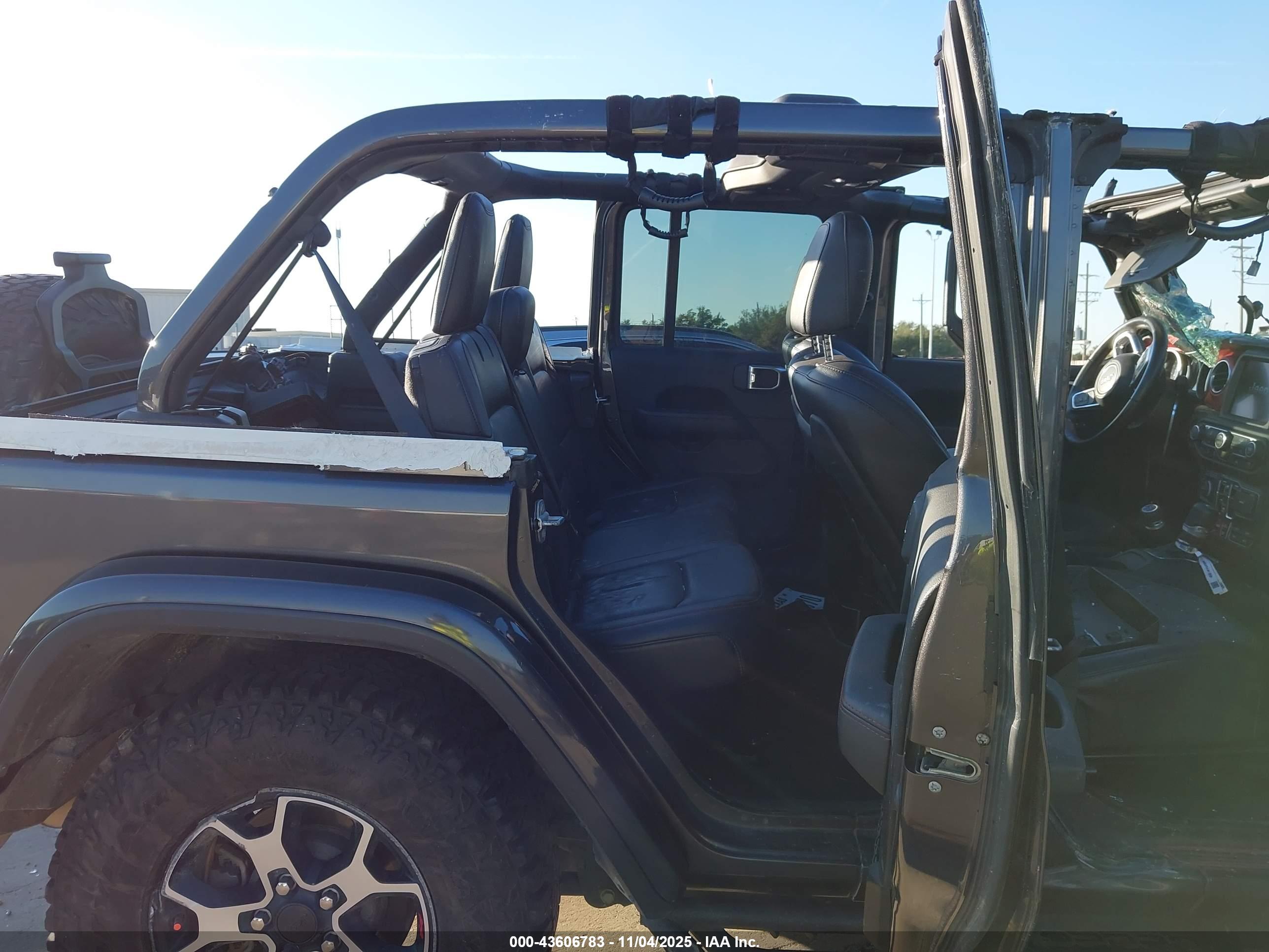JEEP WRANGLER image 8