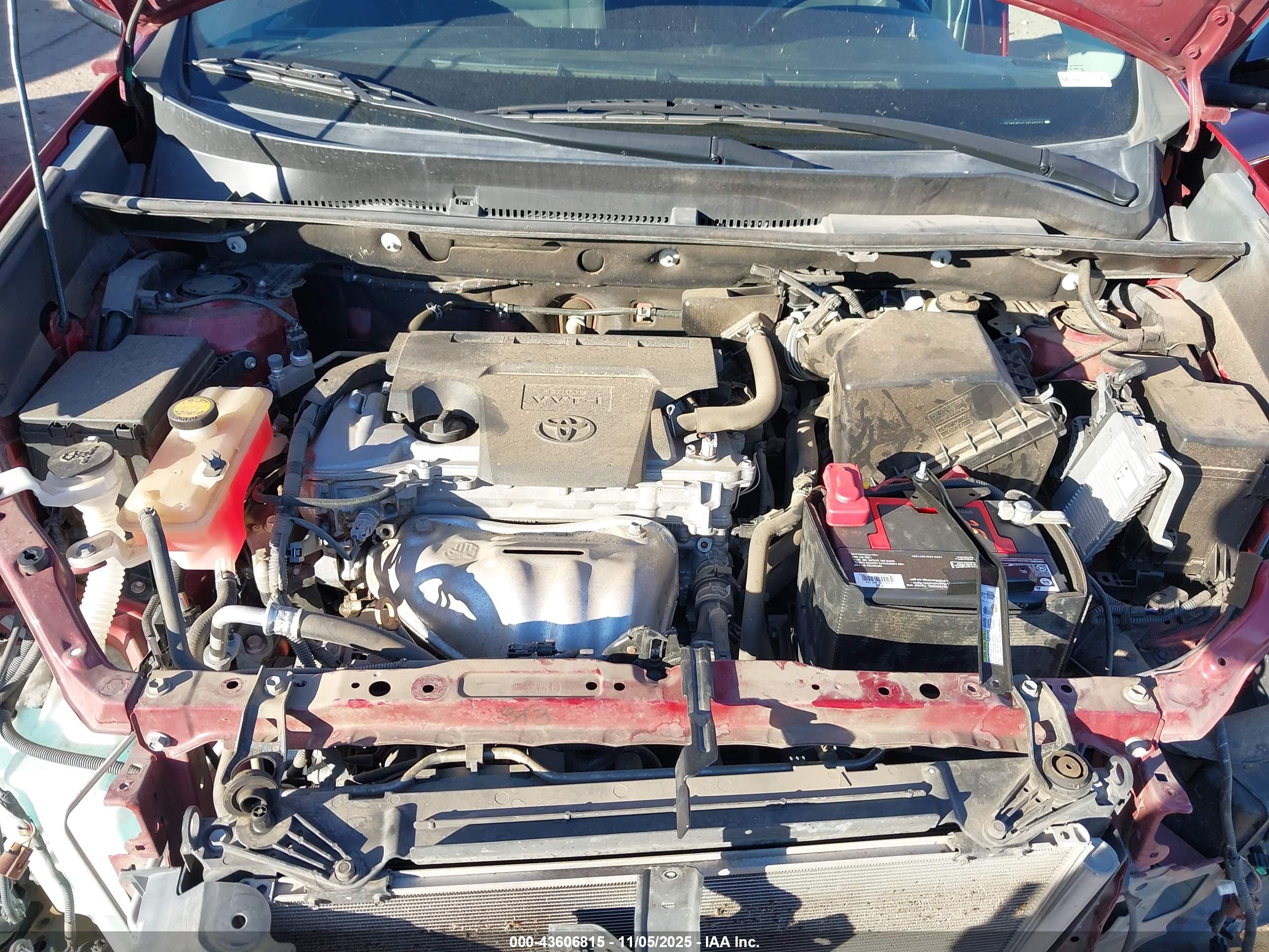 TOYOTA RAV4 image 10
