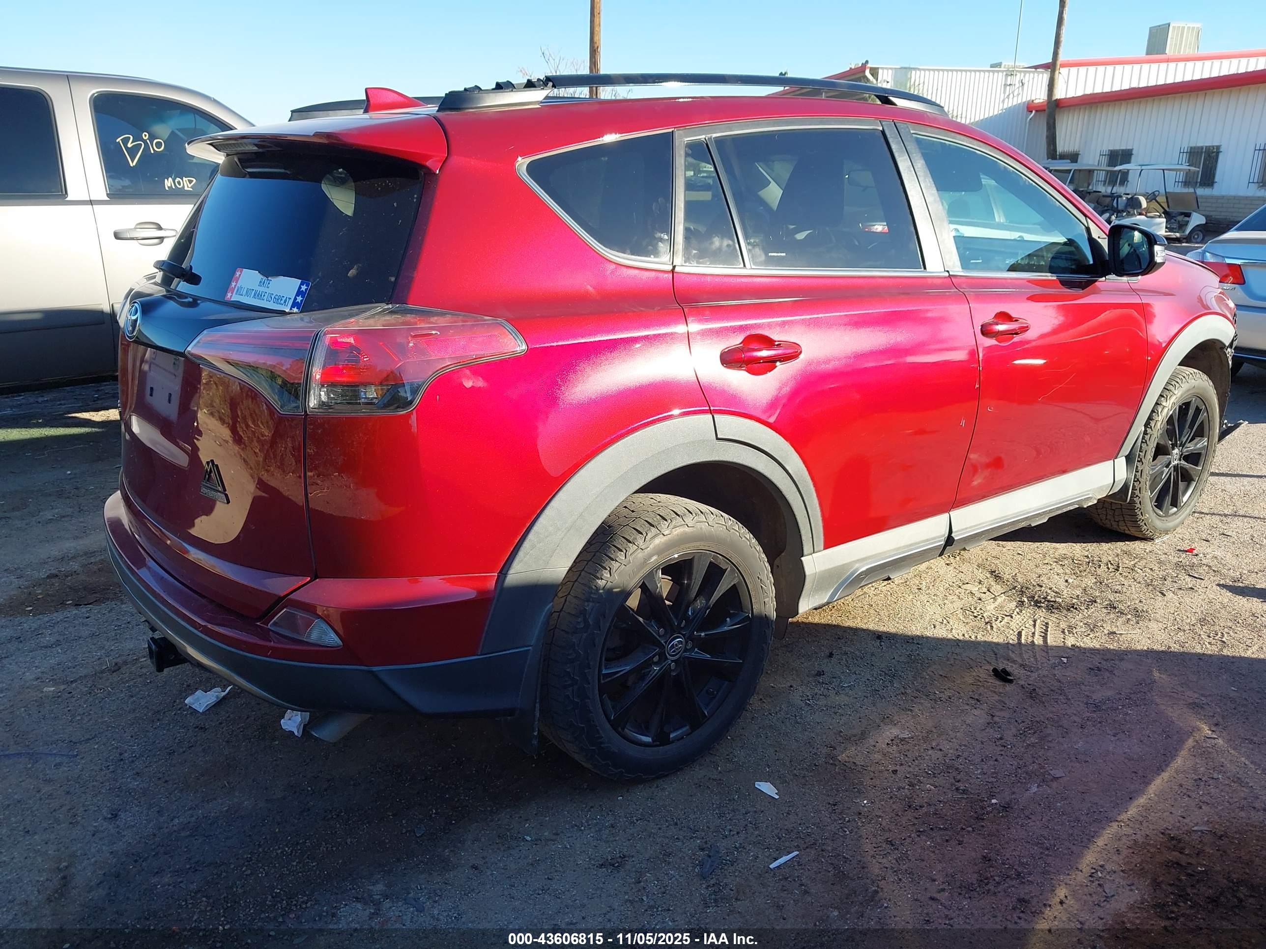 TOYOTA RAV4 image 4