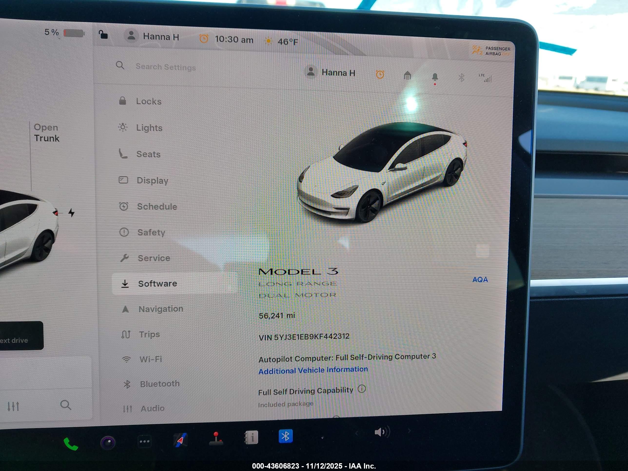 TESLA MODEL image 7
