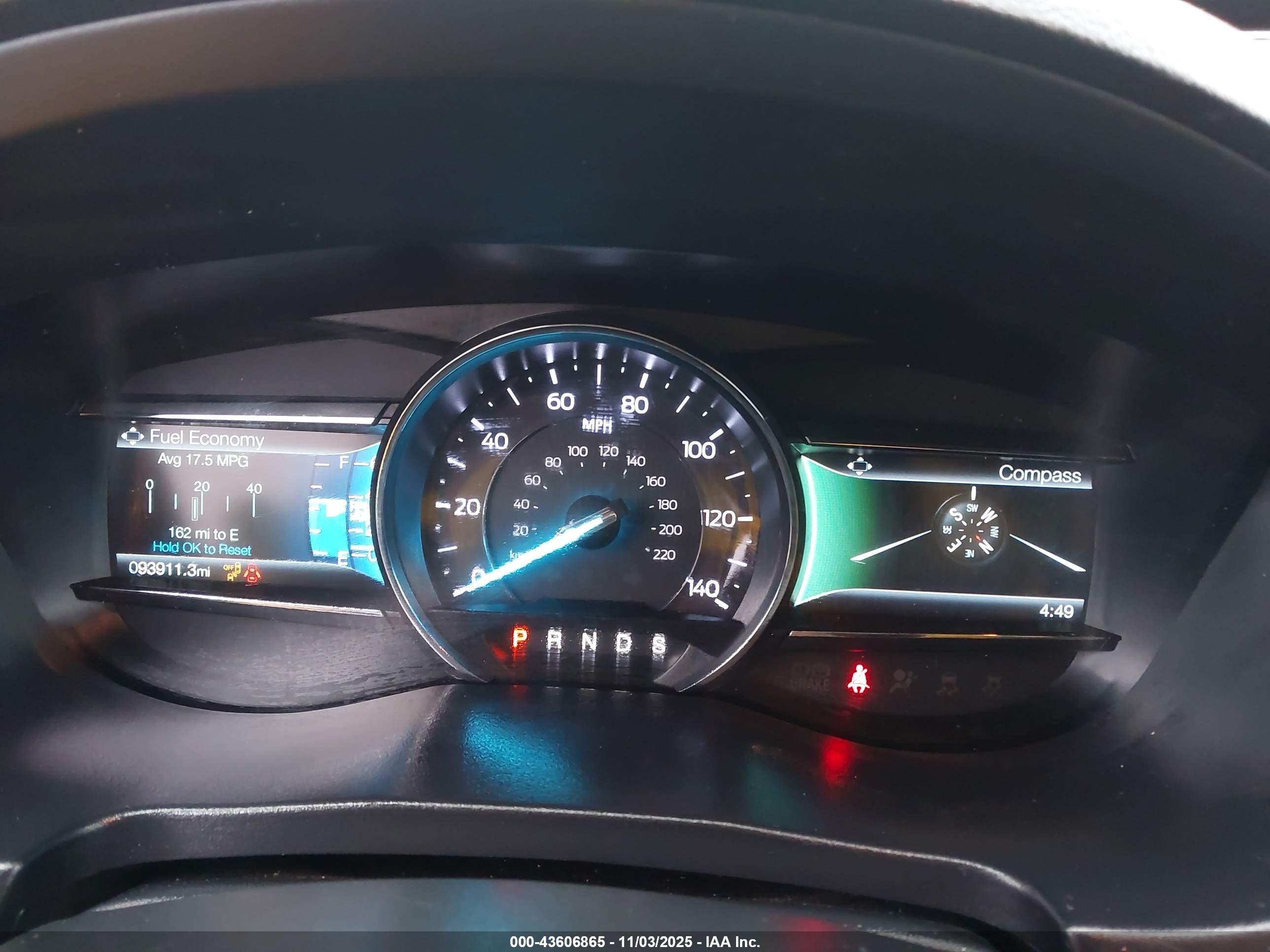 FORD EXPLORER image 7