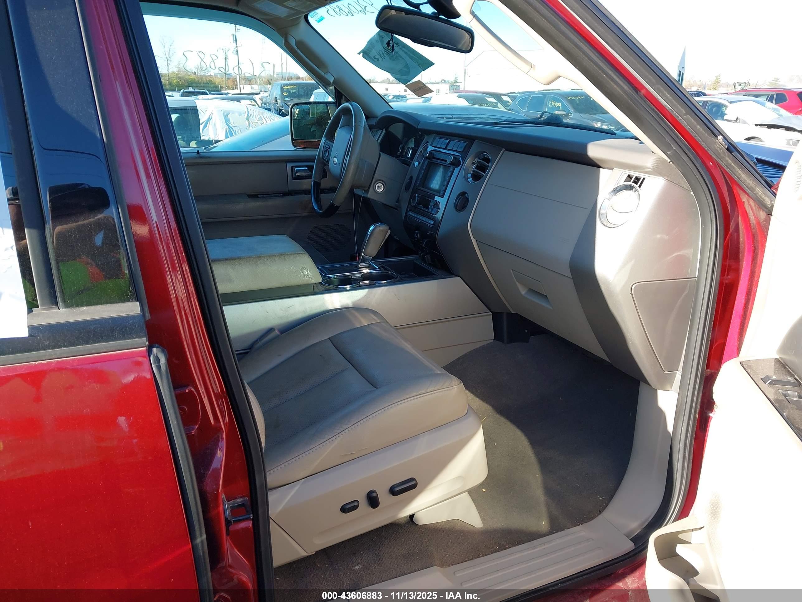 FORD EXPEDITION image 5