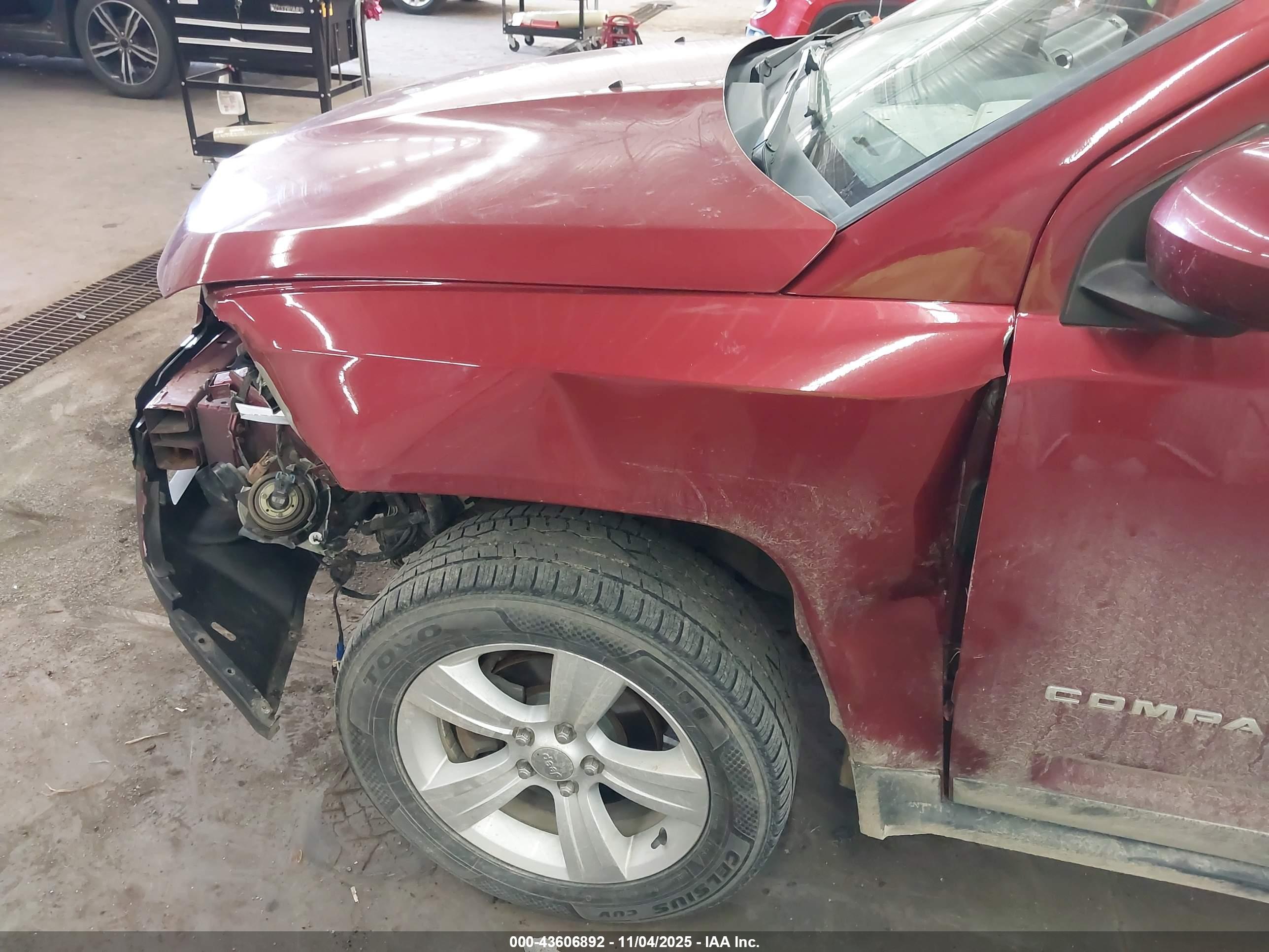 JEEP COMPASS image 6