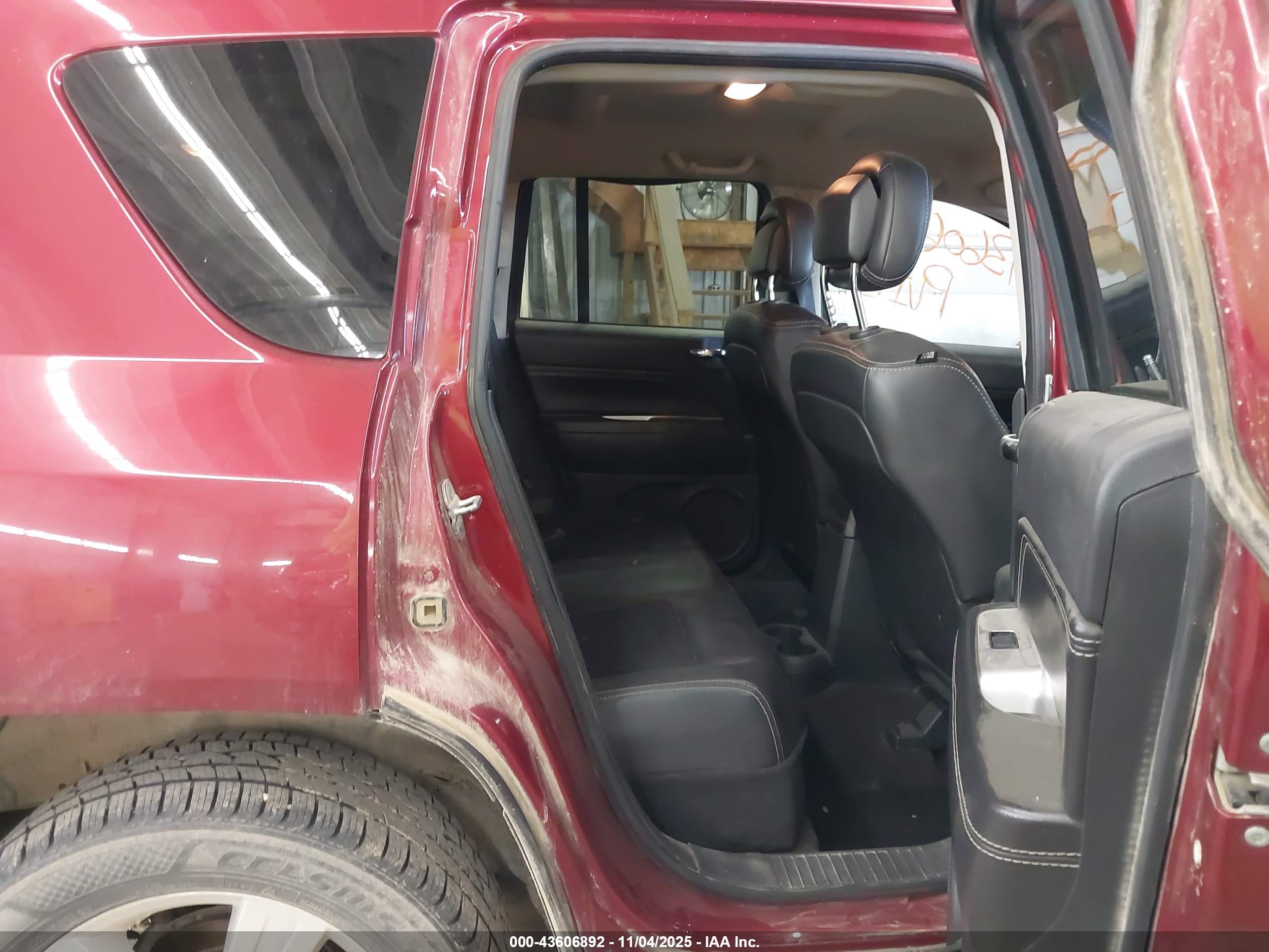 JEEP COMPASS image 8