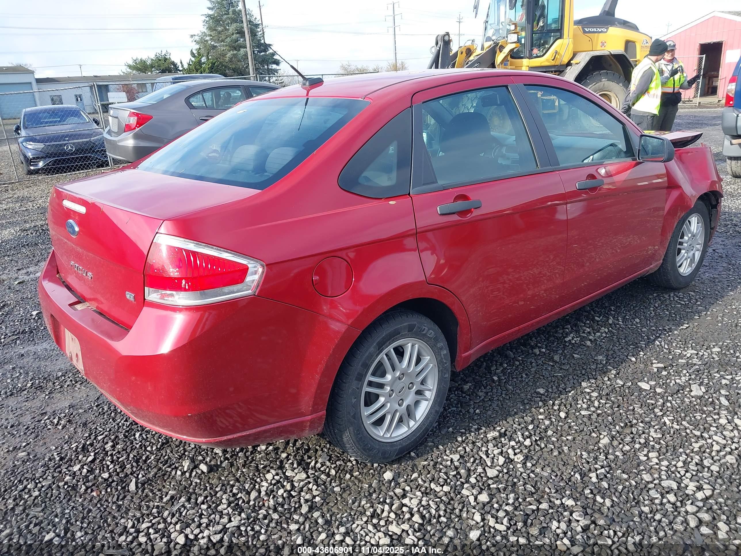 FORD FOCUS image 4
