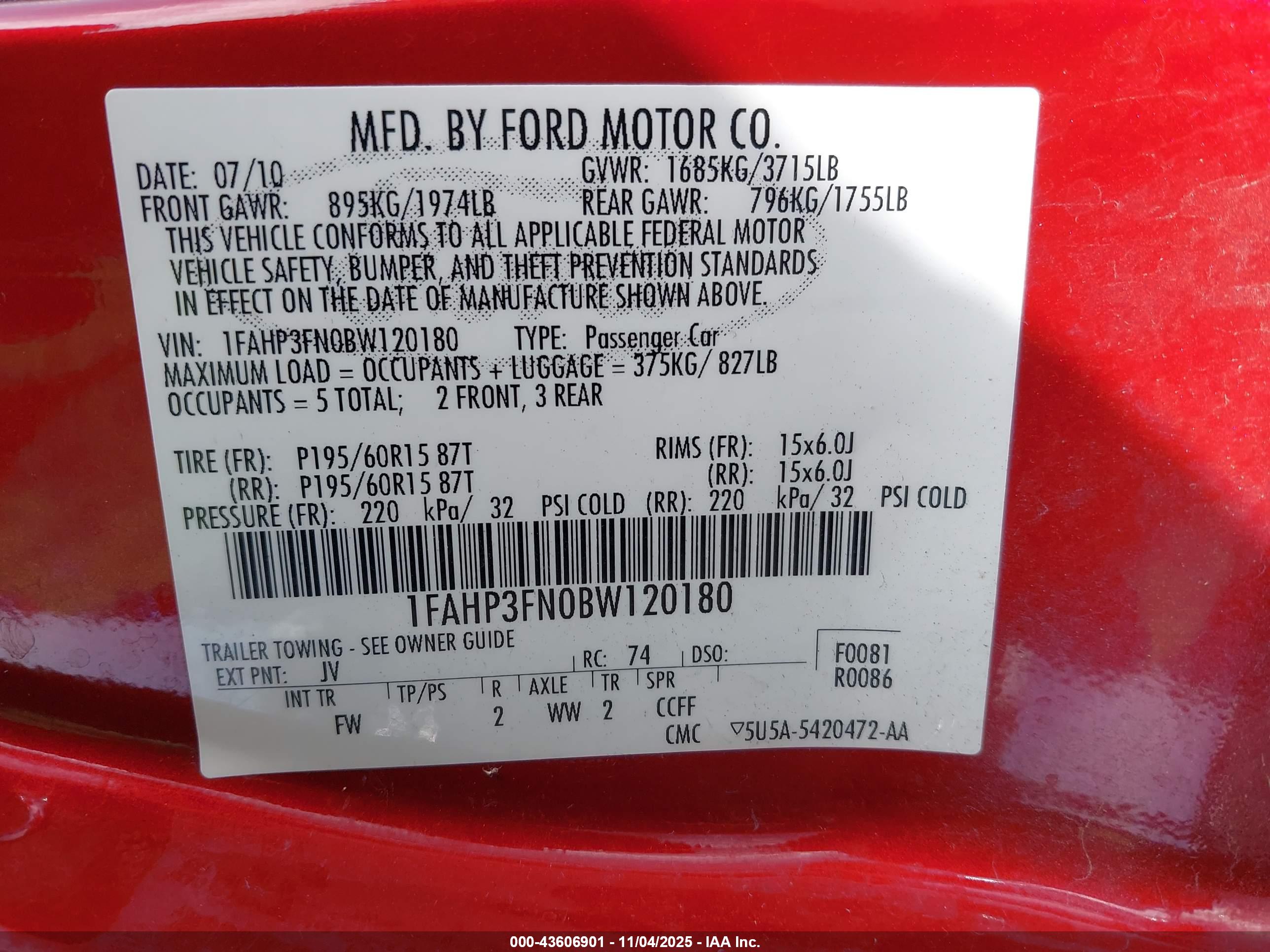 FORD FOCUS image 9