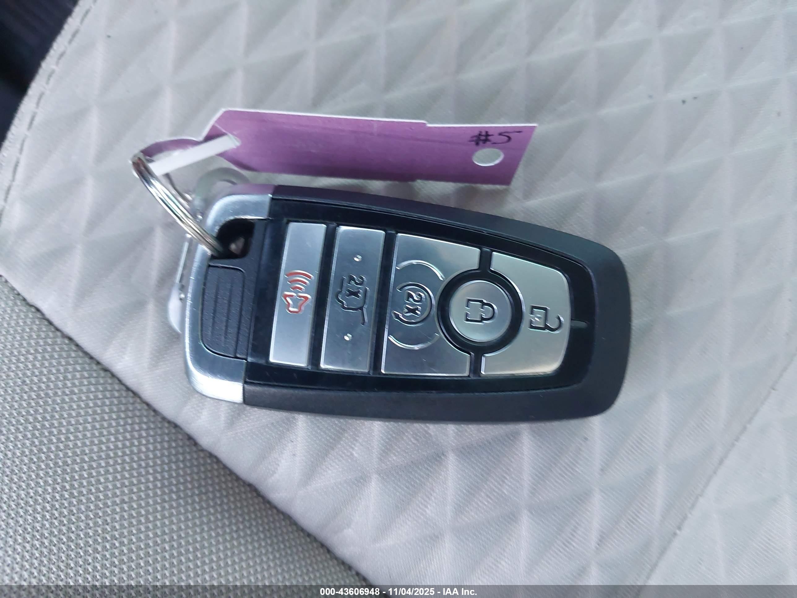 FORD ESCAPE image 11