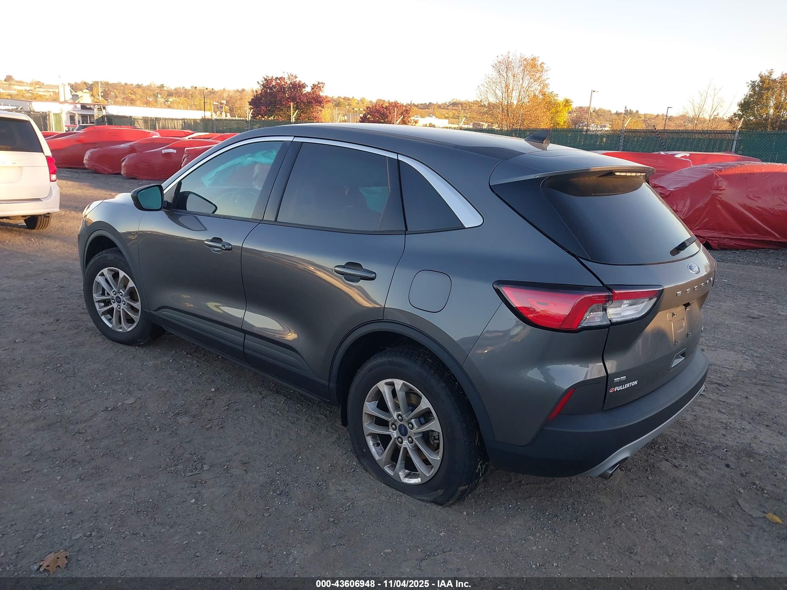 FORD ESCAPE image 3