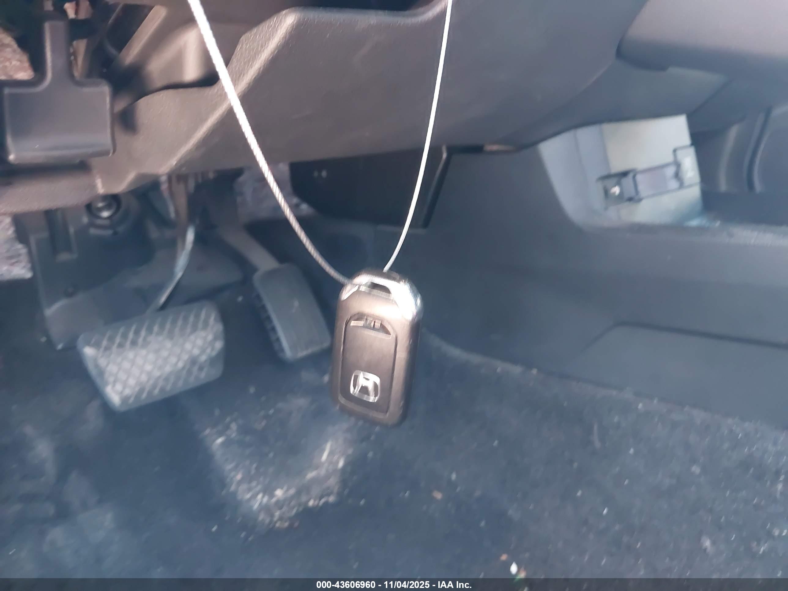 HONDA CIVIC image 11
