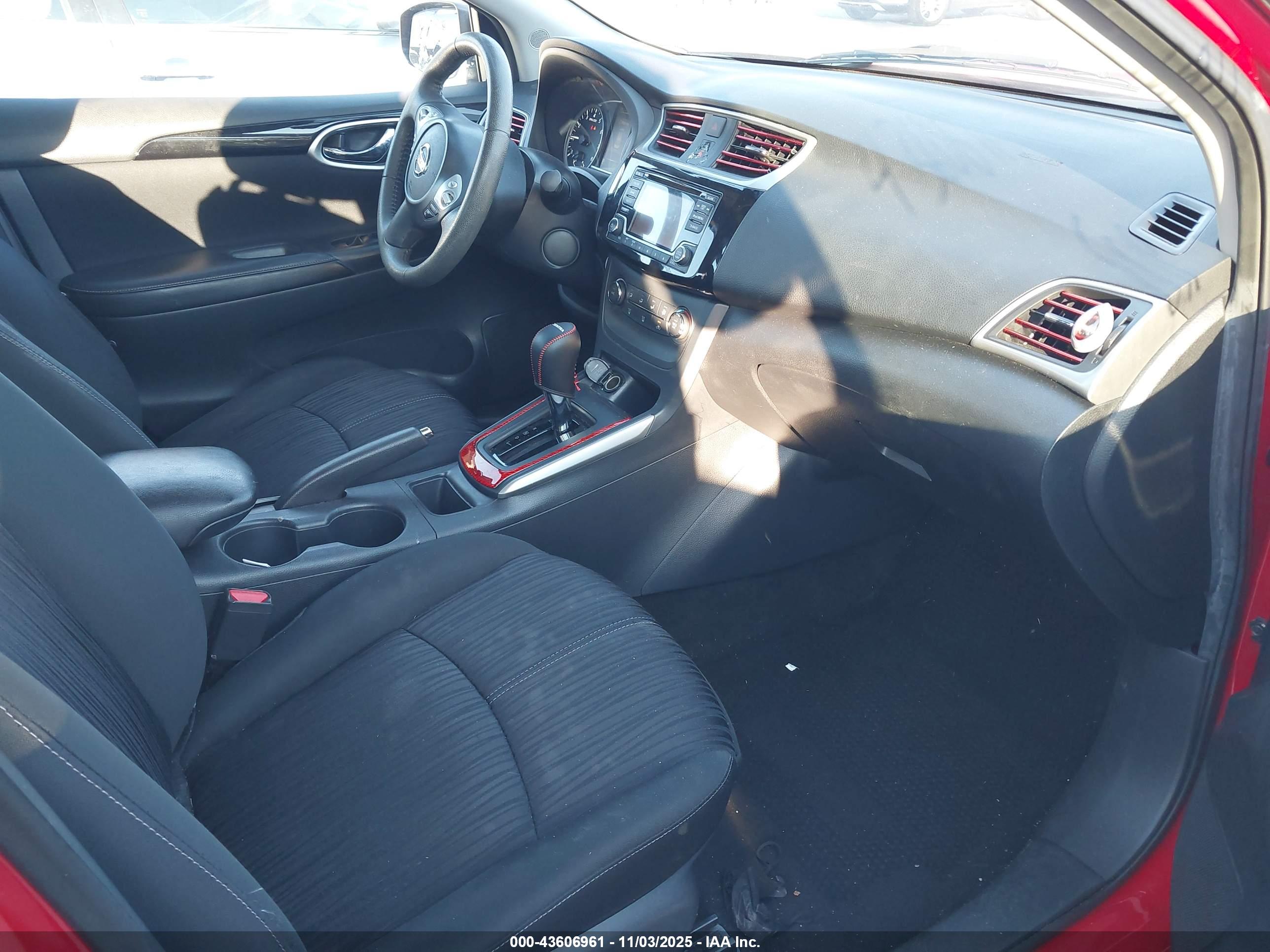 NISSAN SENTRA image 5